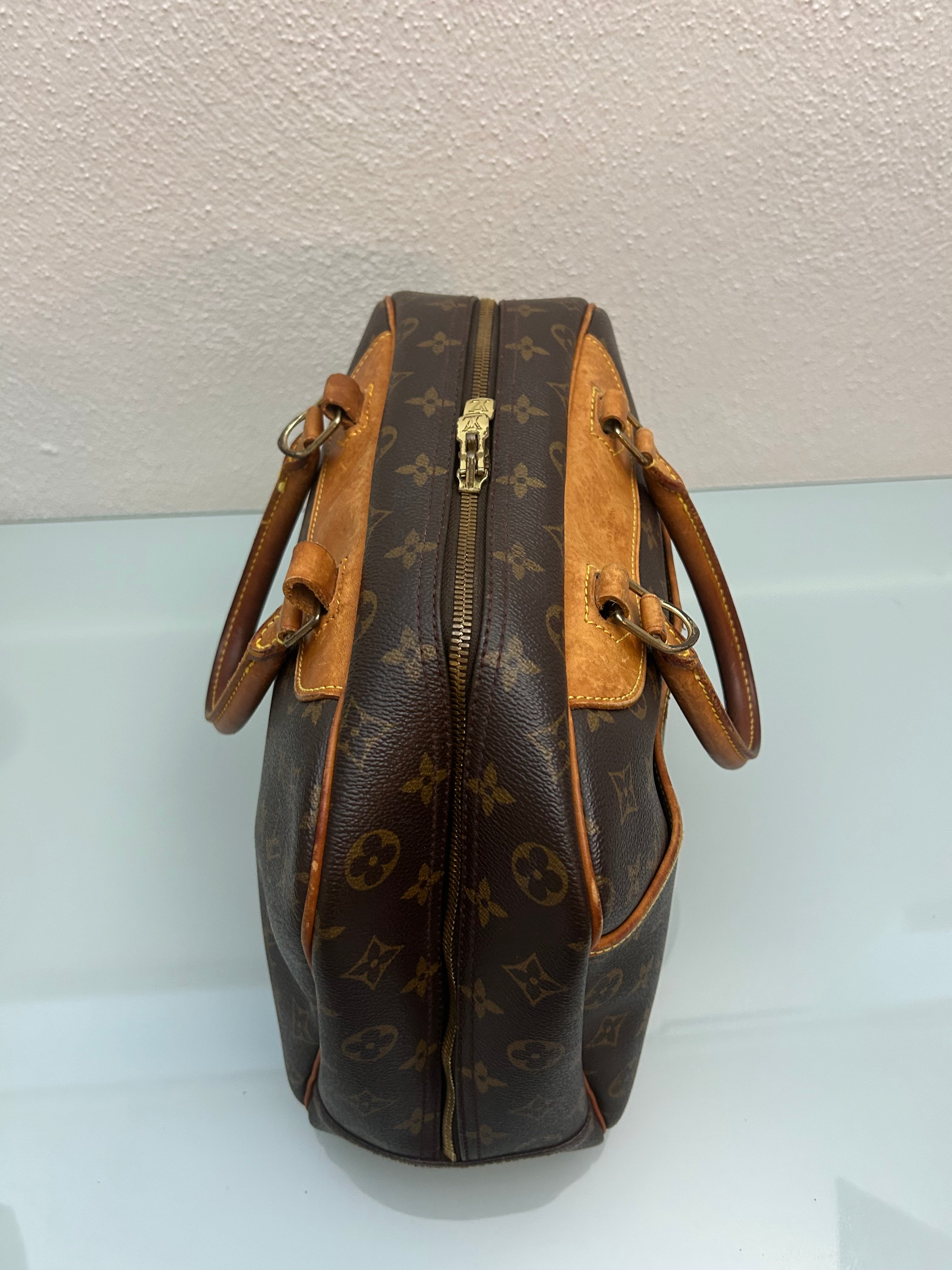 Louis Vuitton Deaudville