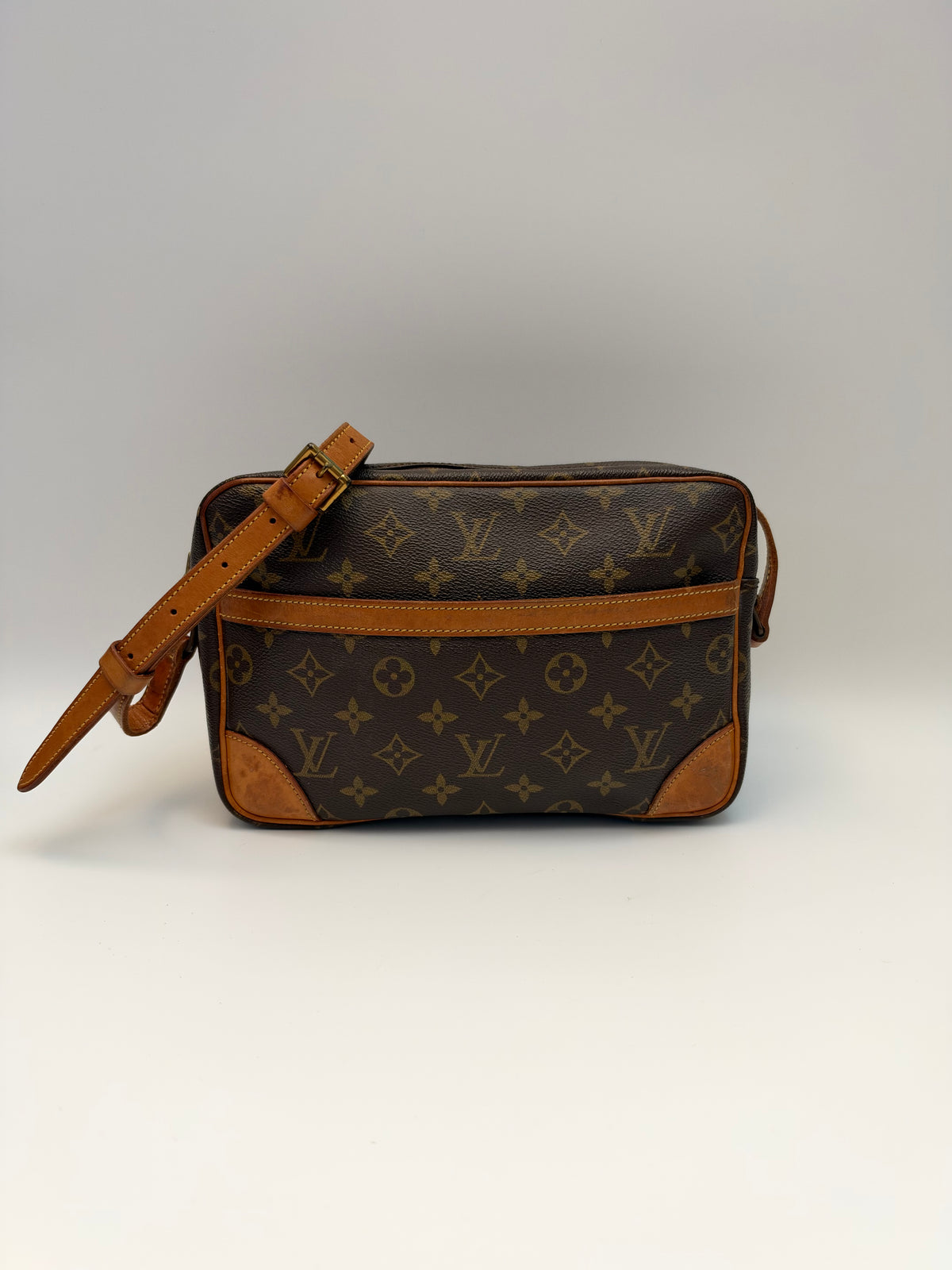 Louis Vuitton Trocadéro 27