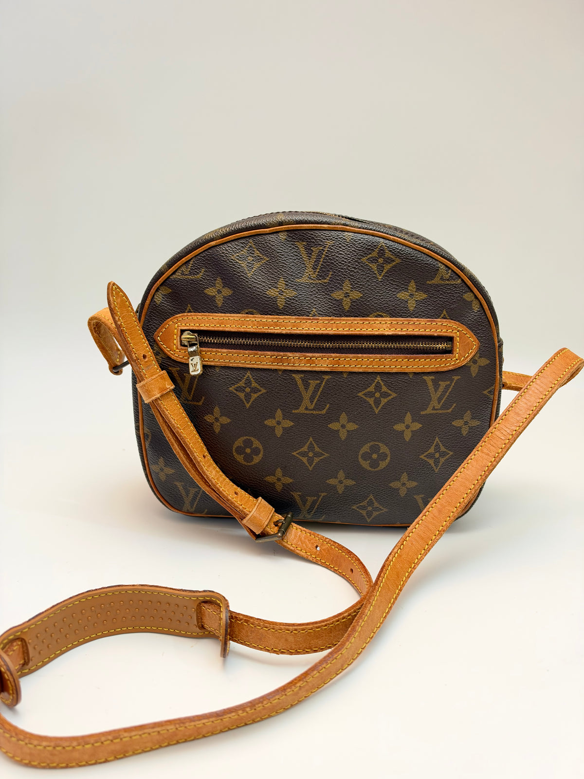 Louis Vuitton Senlis