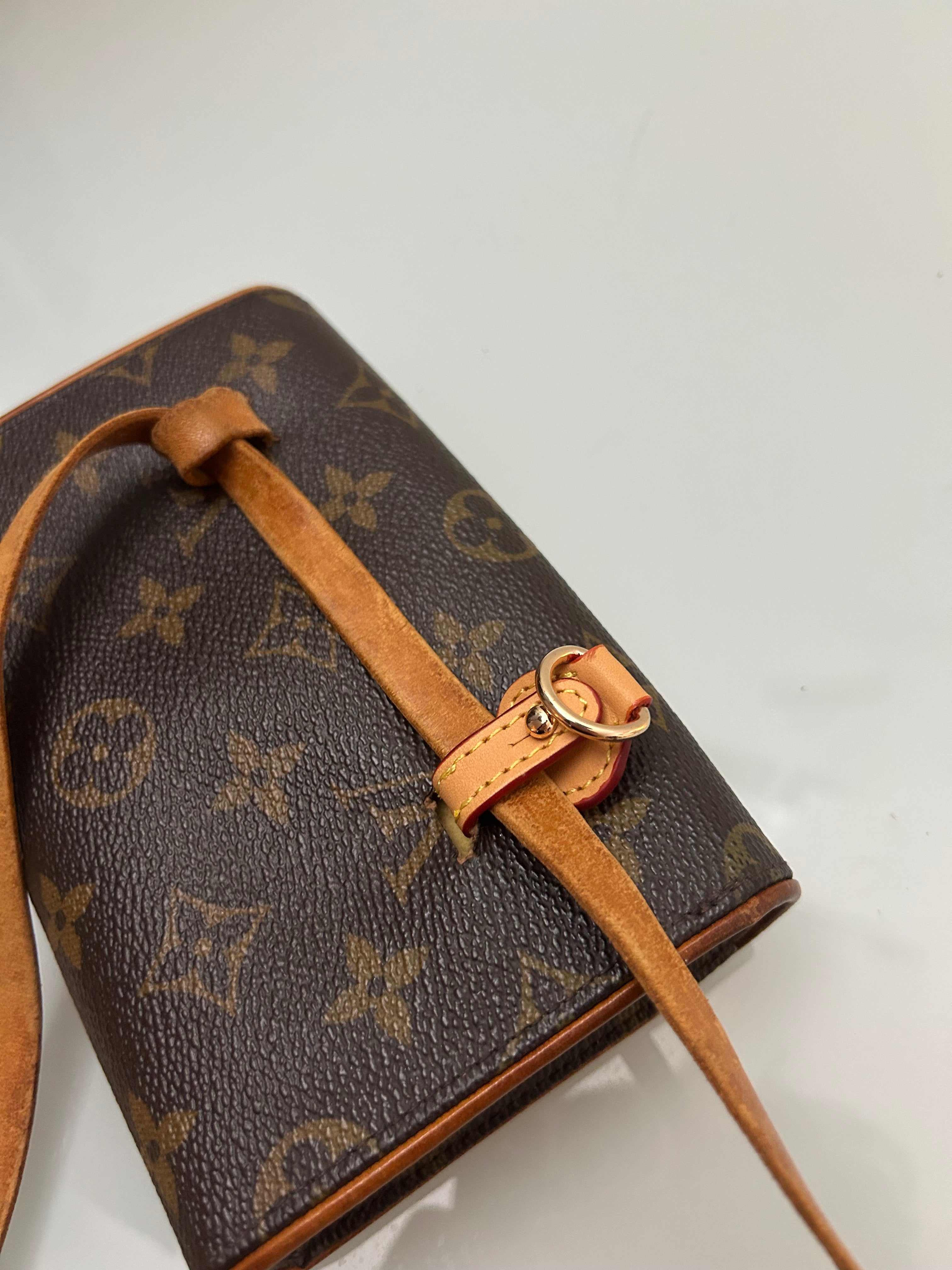 Louis Vuitton Florentine