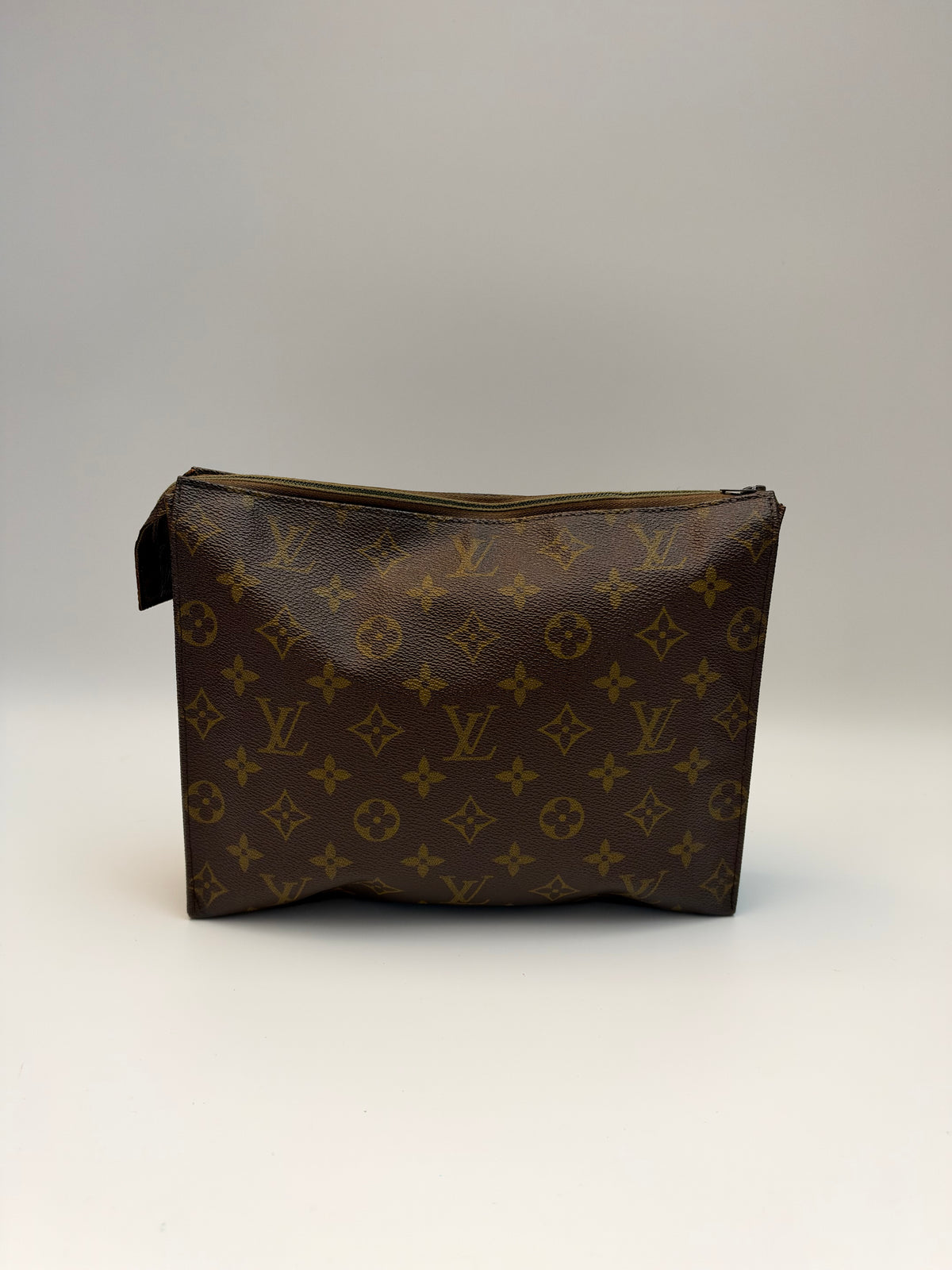 Louis Vuitton Clutch