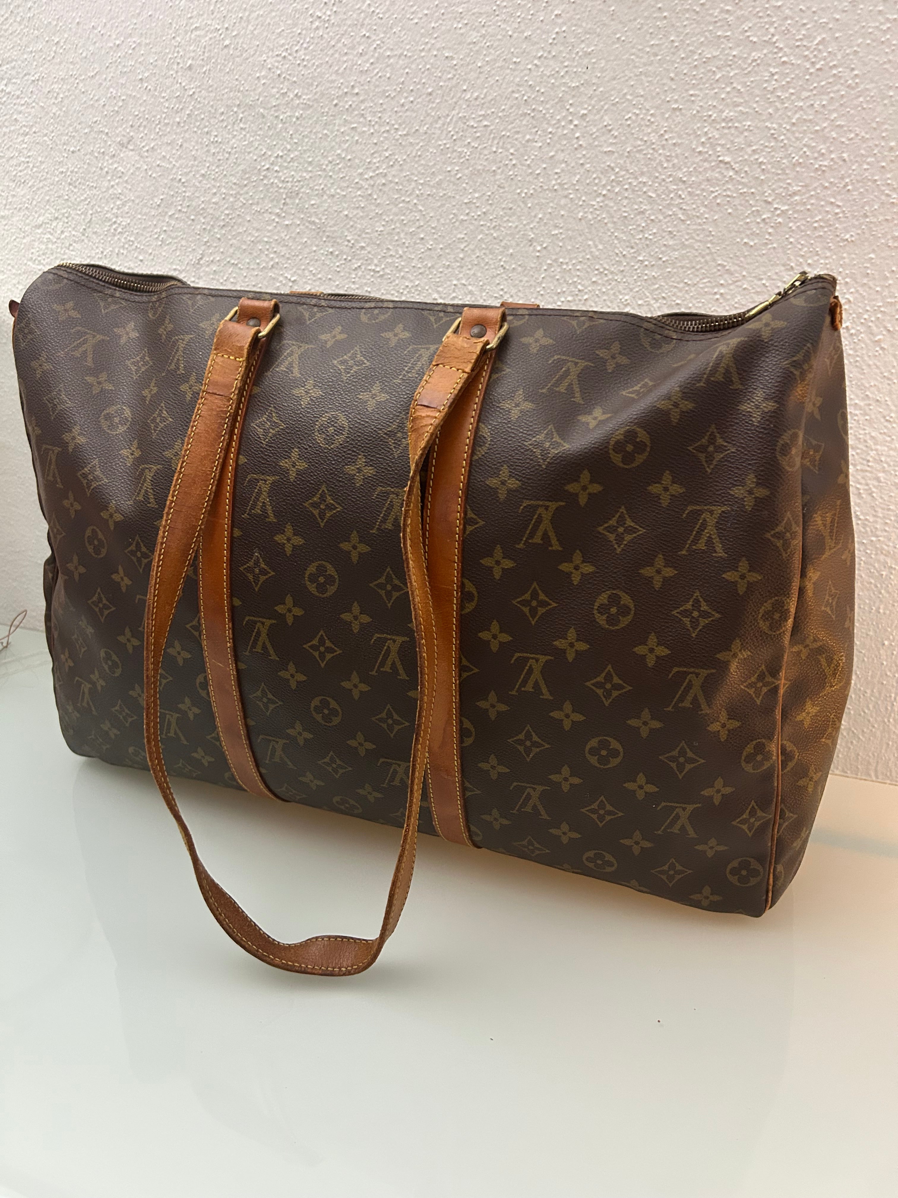 Louis Vuitton Shoulder bag
