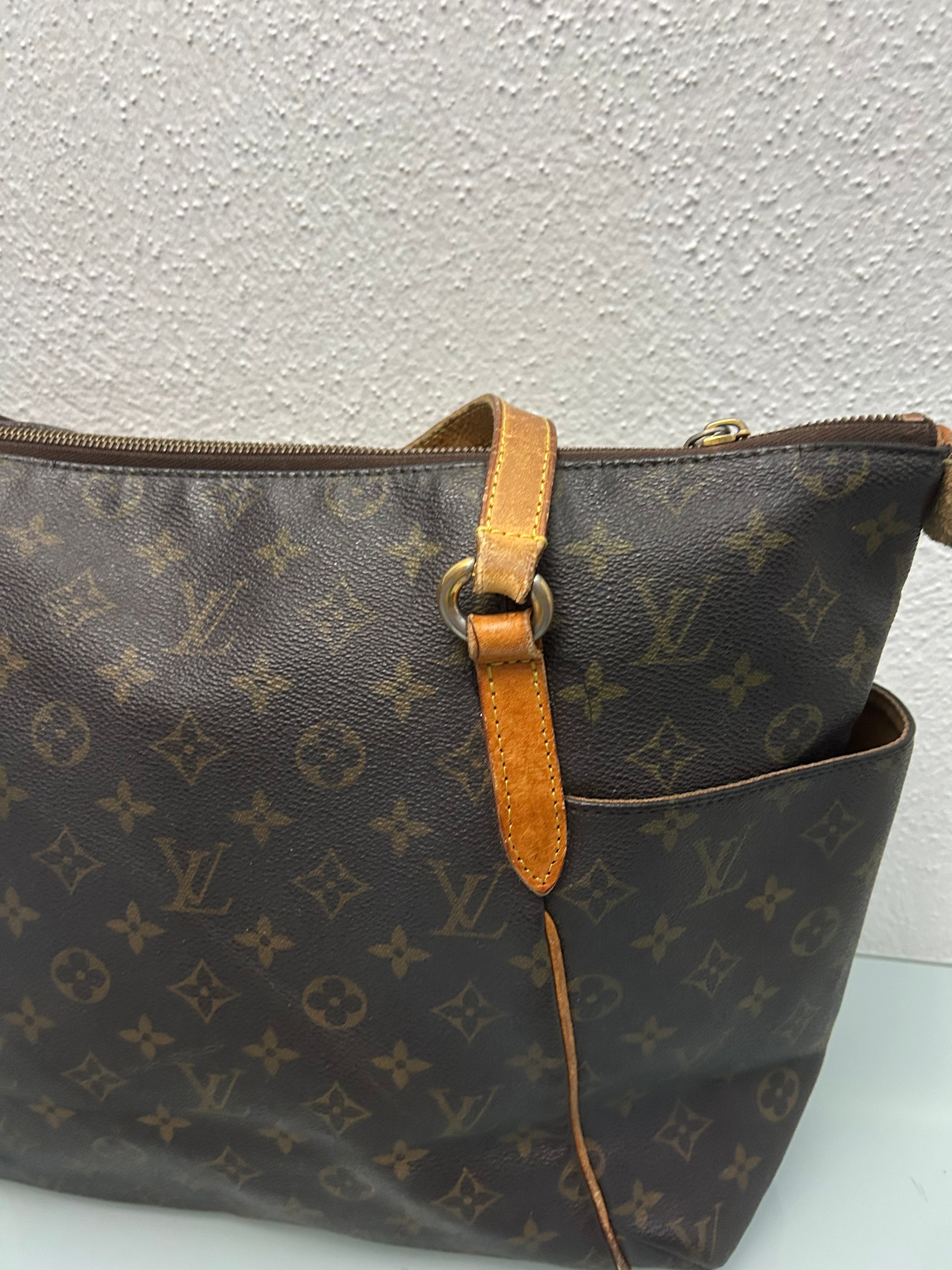 Louis Vuitton Neverfull