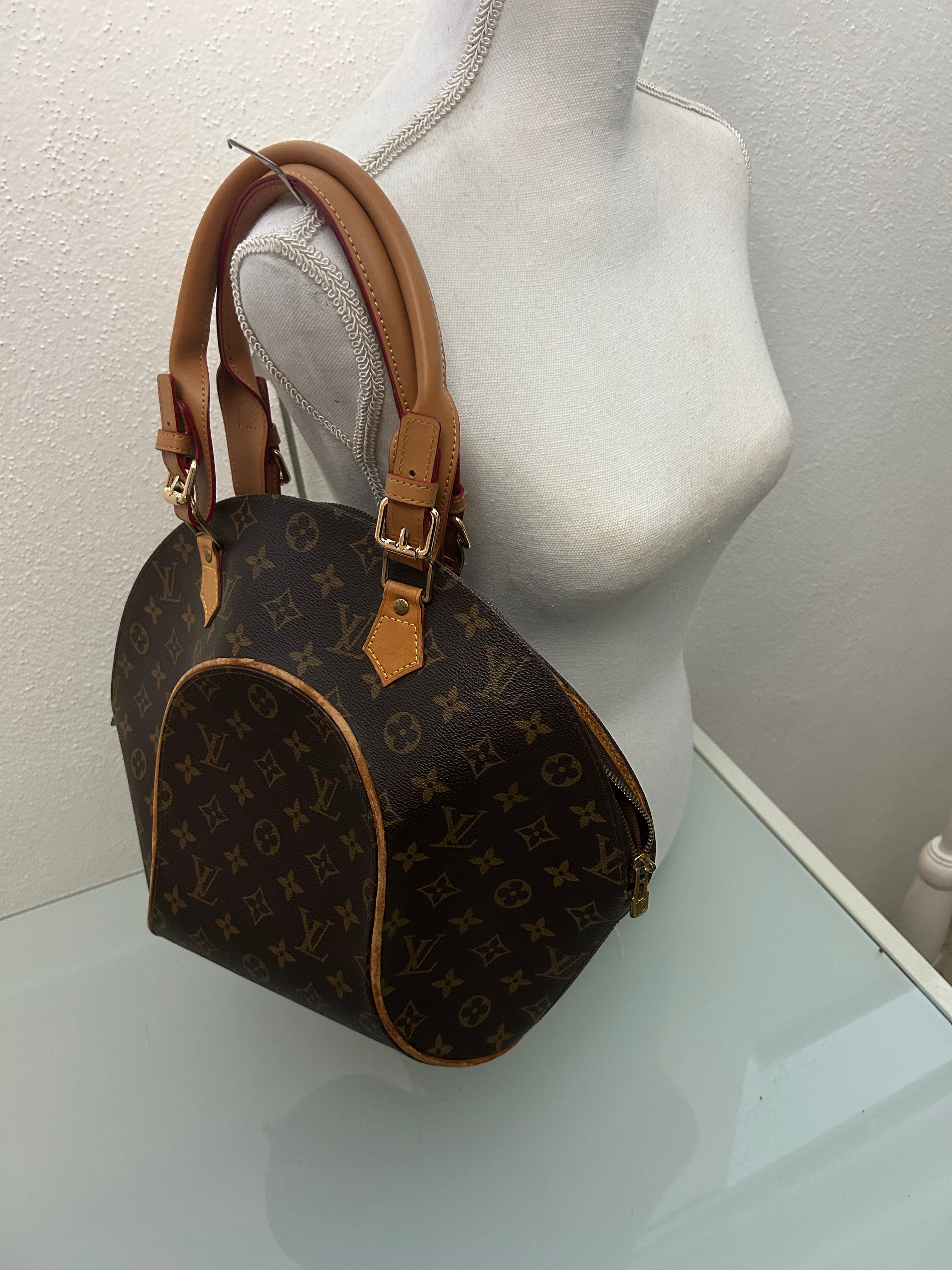 Louis Vuitton Ellipse