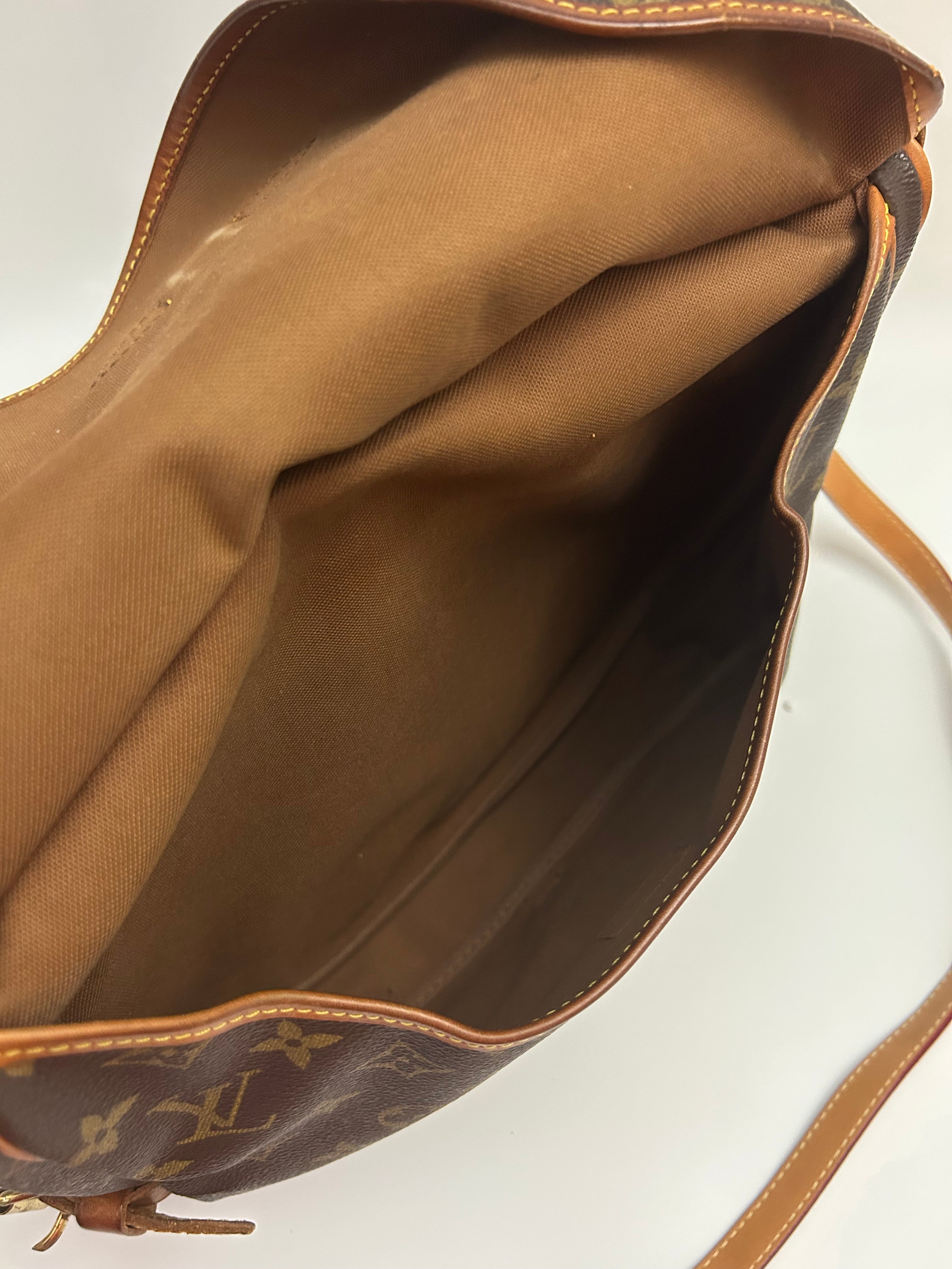 Louis Vuitton Saumur PM