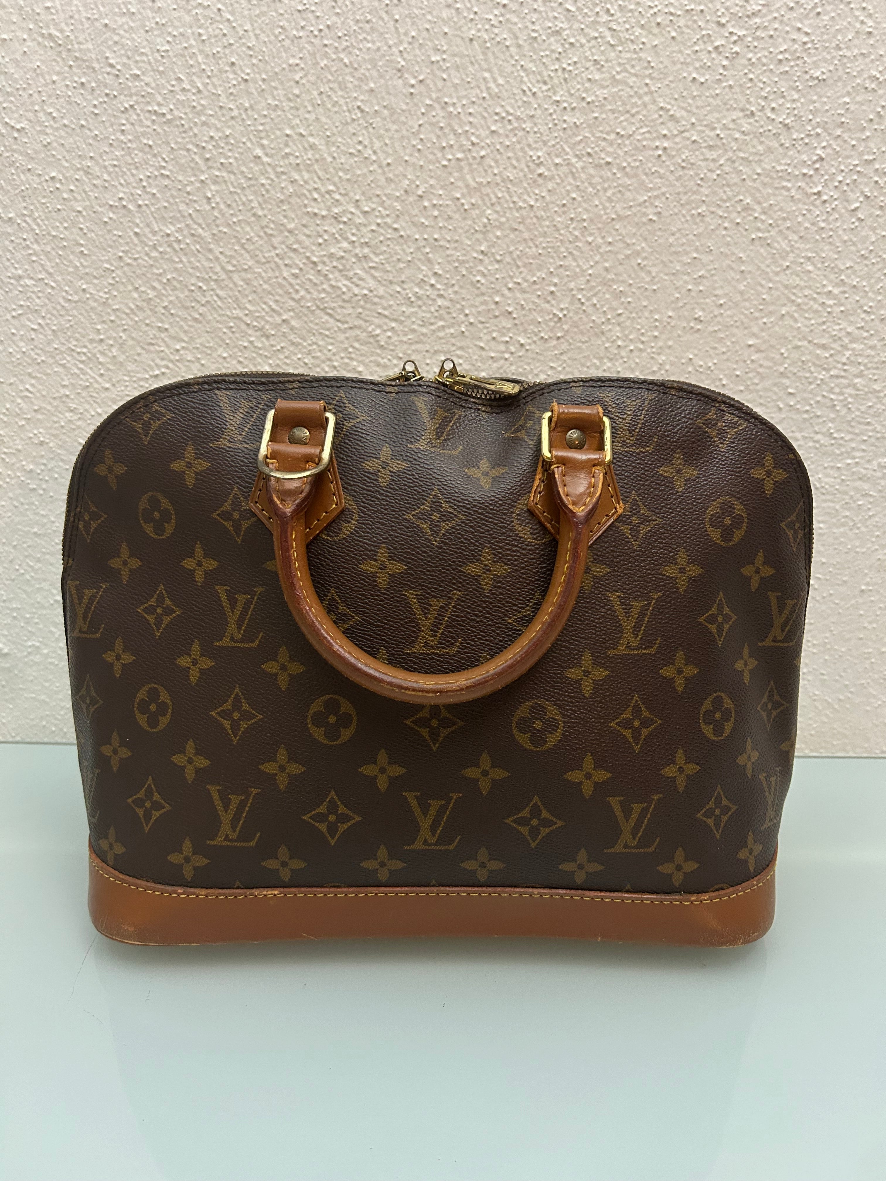 Louis Vuitton Alma