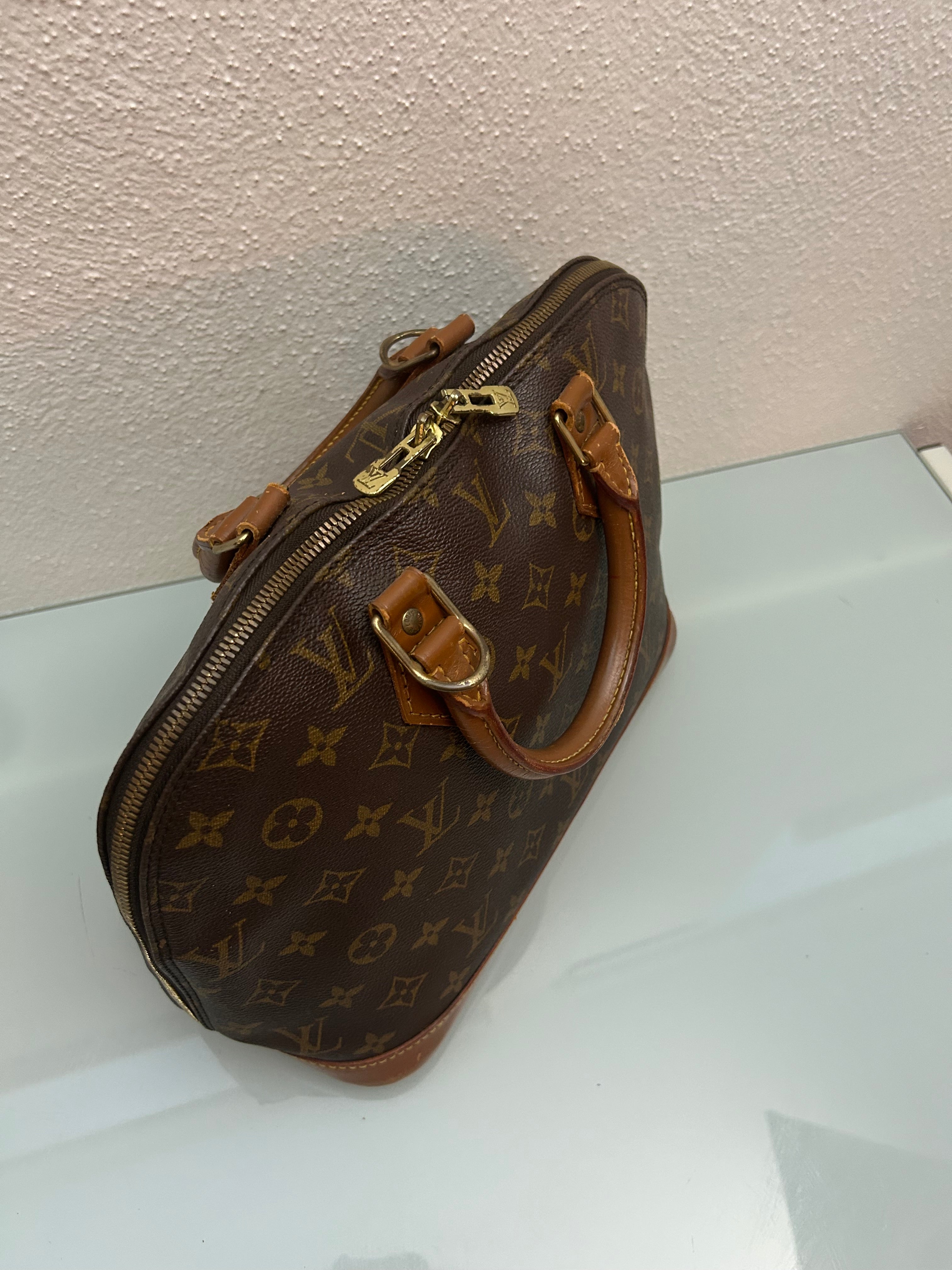 Louis Vuitton Alma