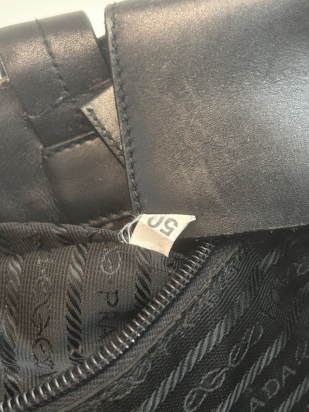 Prada Grå Skuldertaske