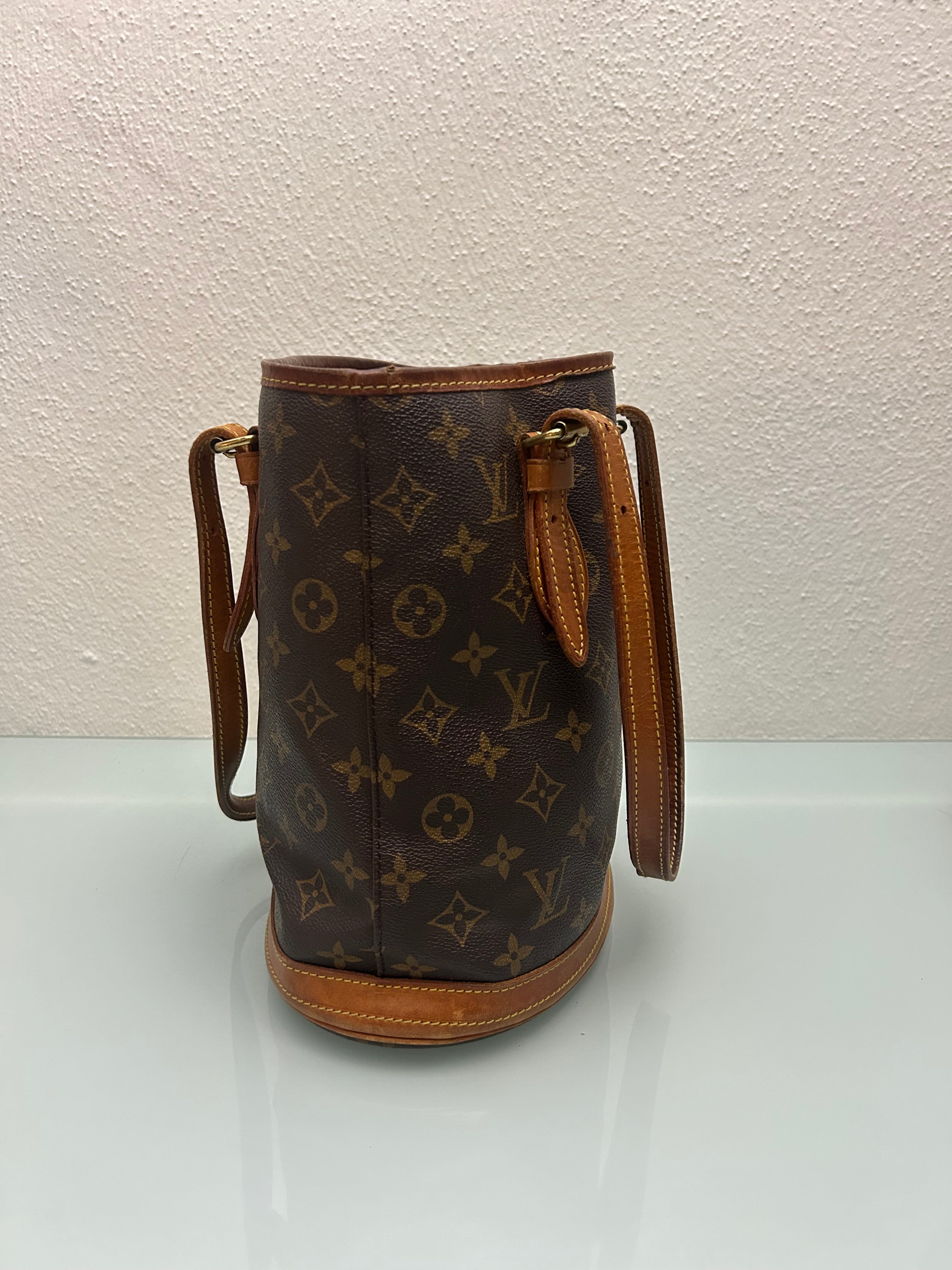 Louis Vuitton Marais Bucket