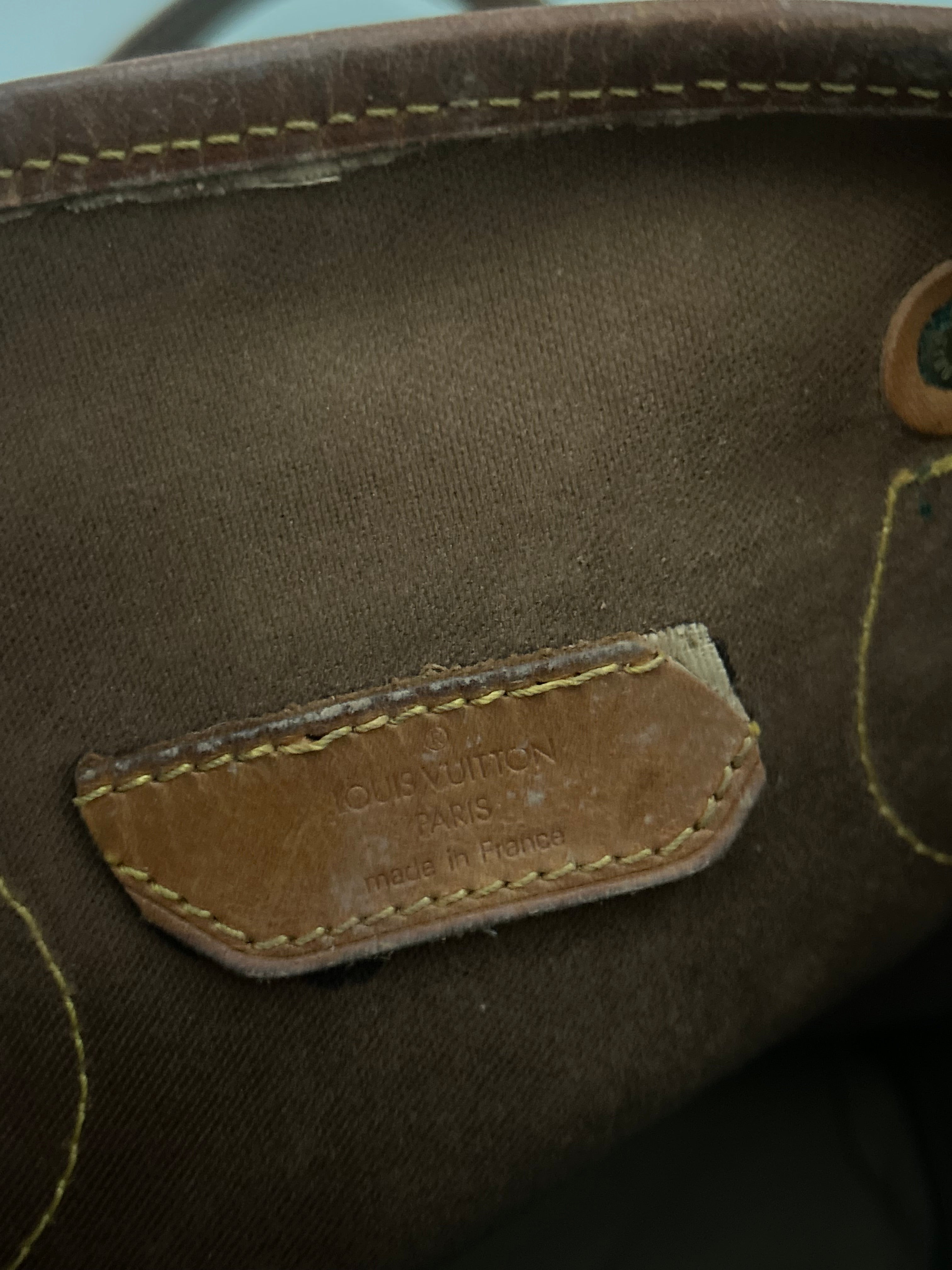 Louis Vuitton Marais Bucket Bag