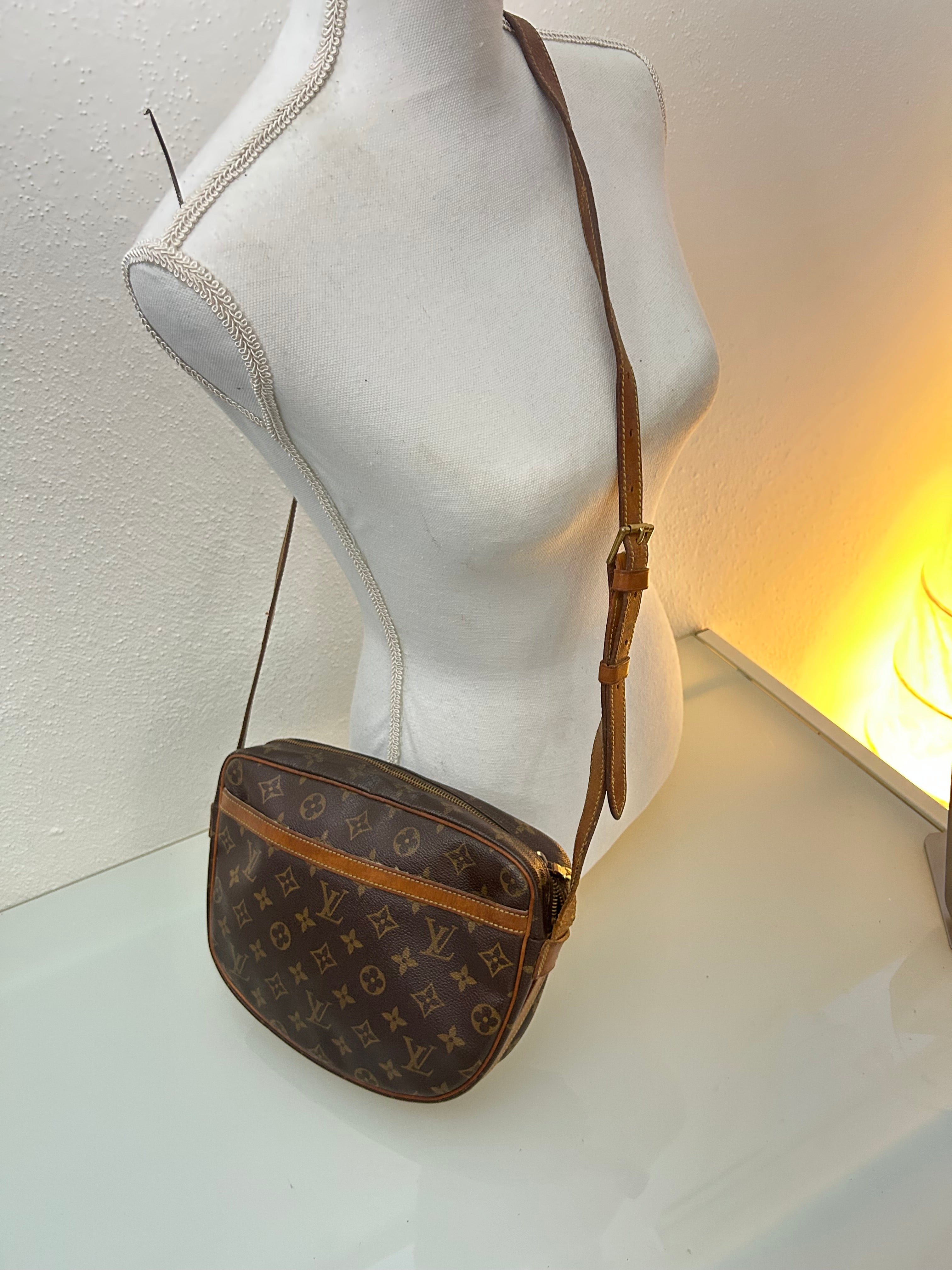 Louis Vuitton Jeune Fille