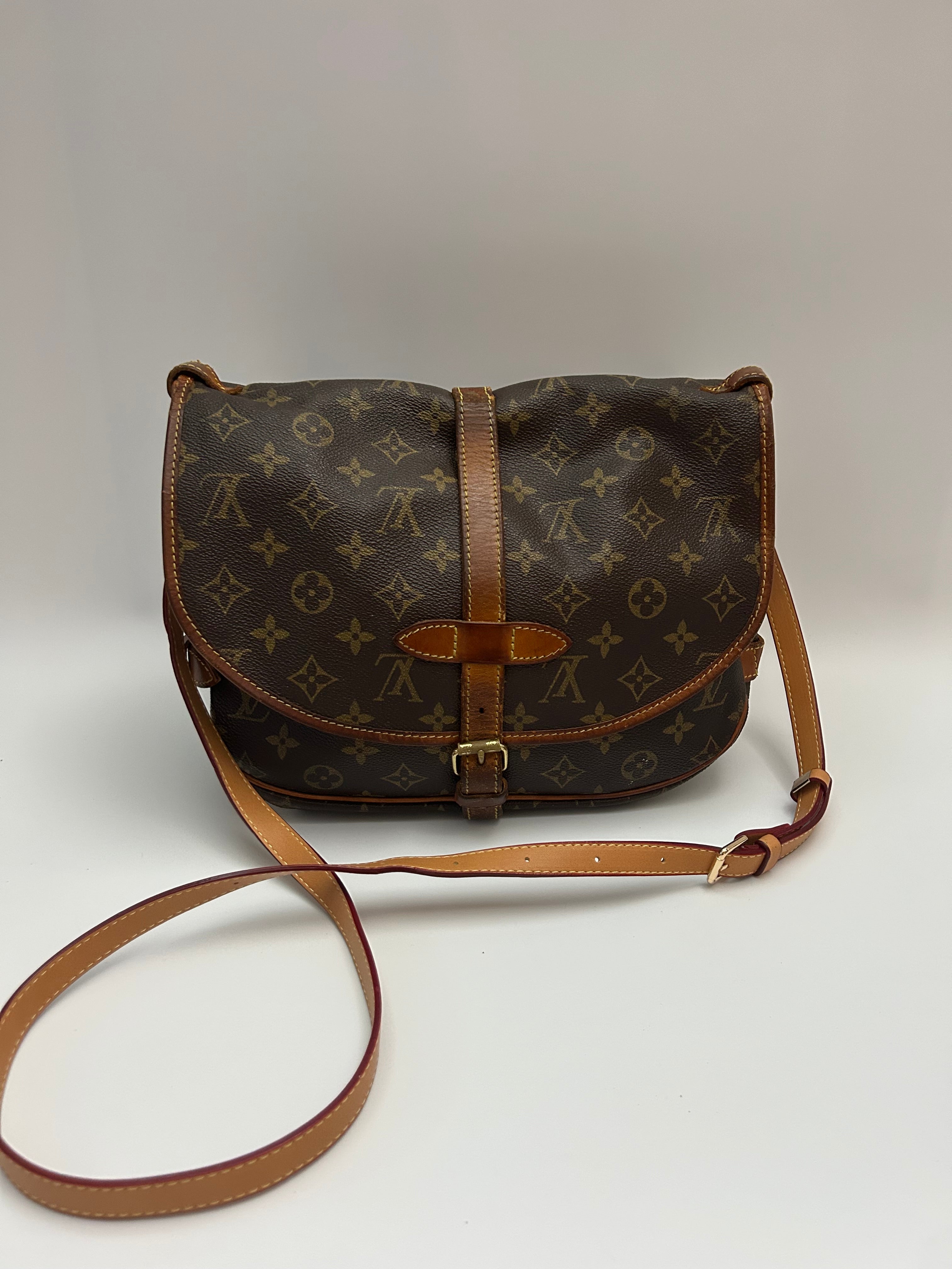 Louis Vuitton Saumur PM