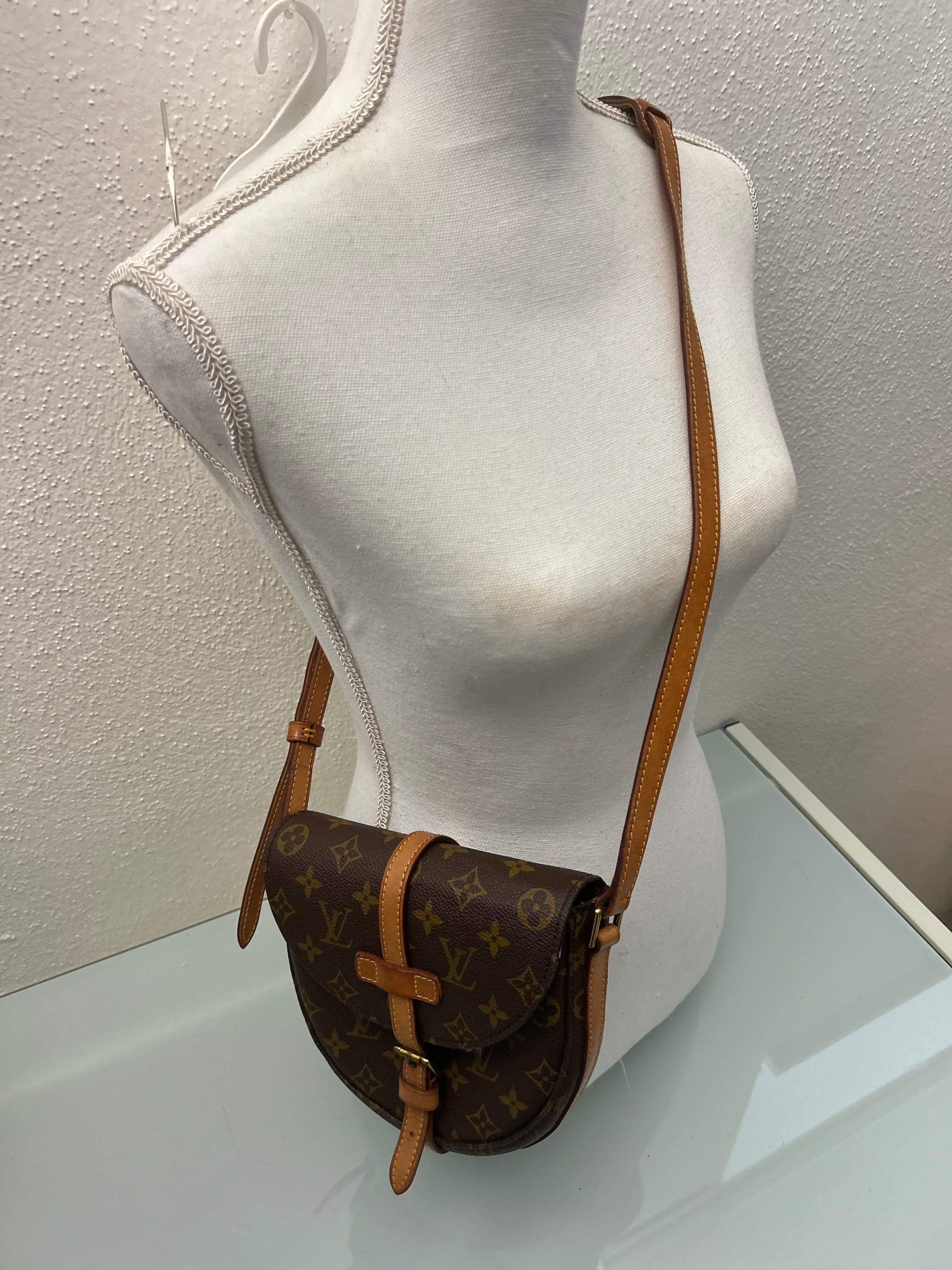 Louis Vuitton Chantilly