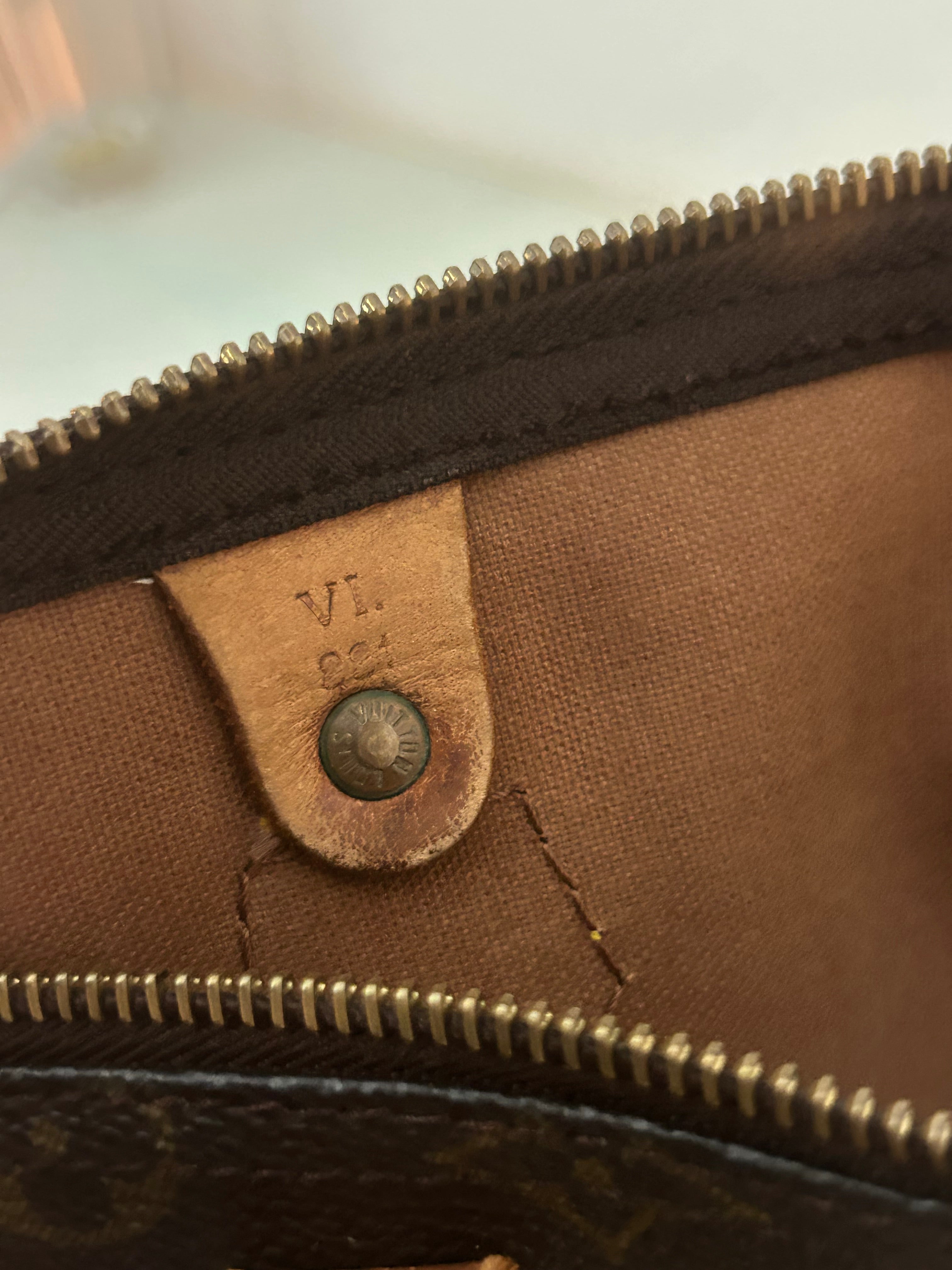 Louis Vuitton Speedy 40