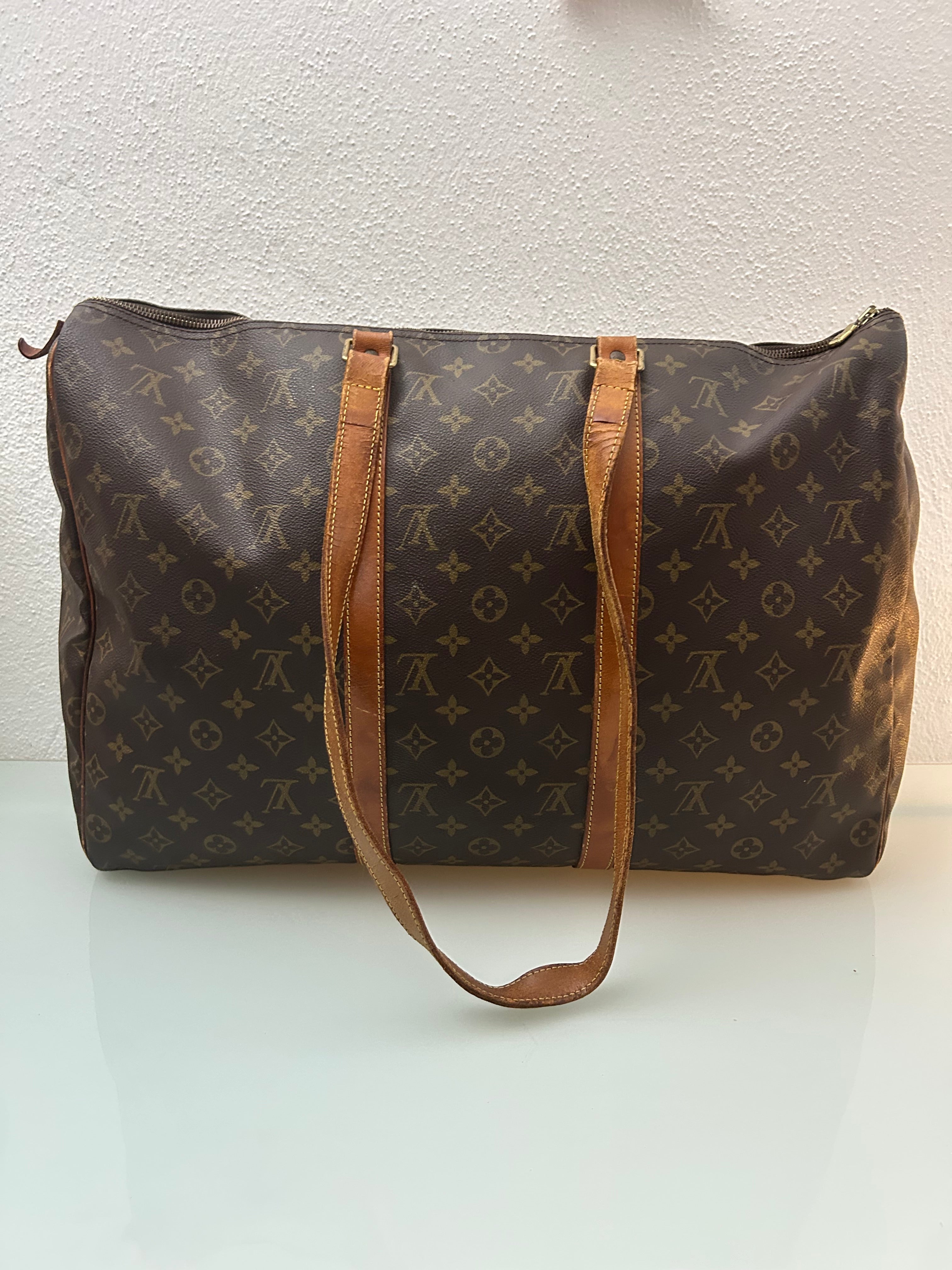 Louis Vuitton Shoulder bag