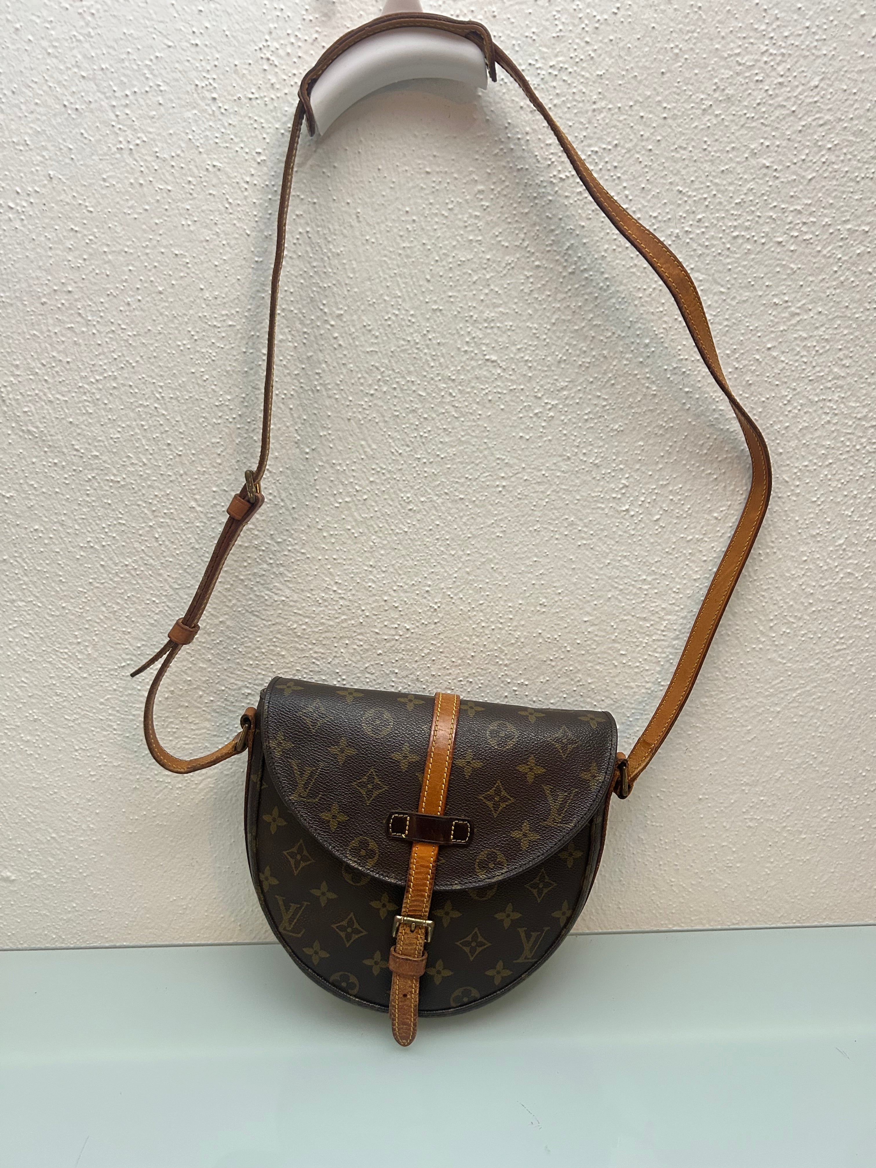 Louis Vuitton Chantilly