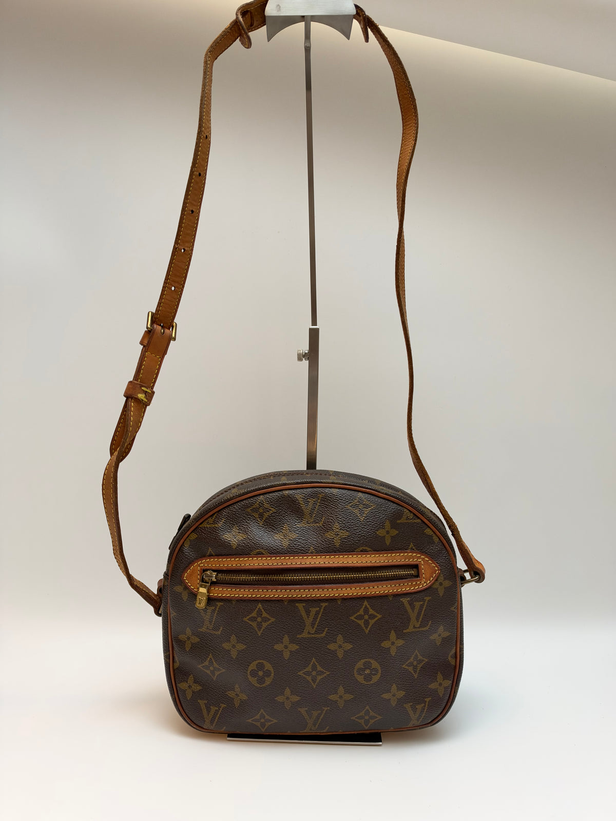 Louis Vuitton Senlis