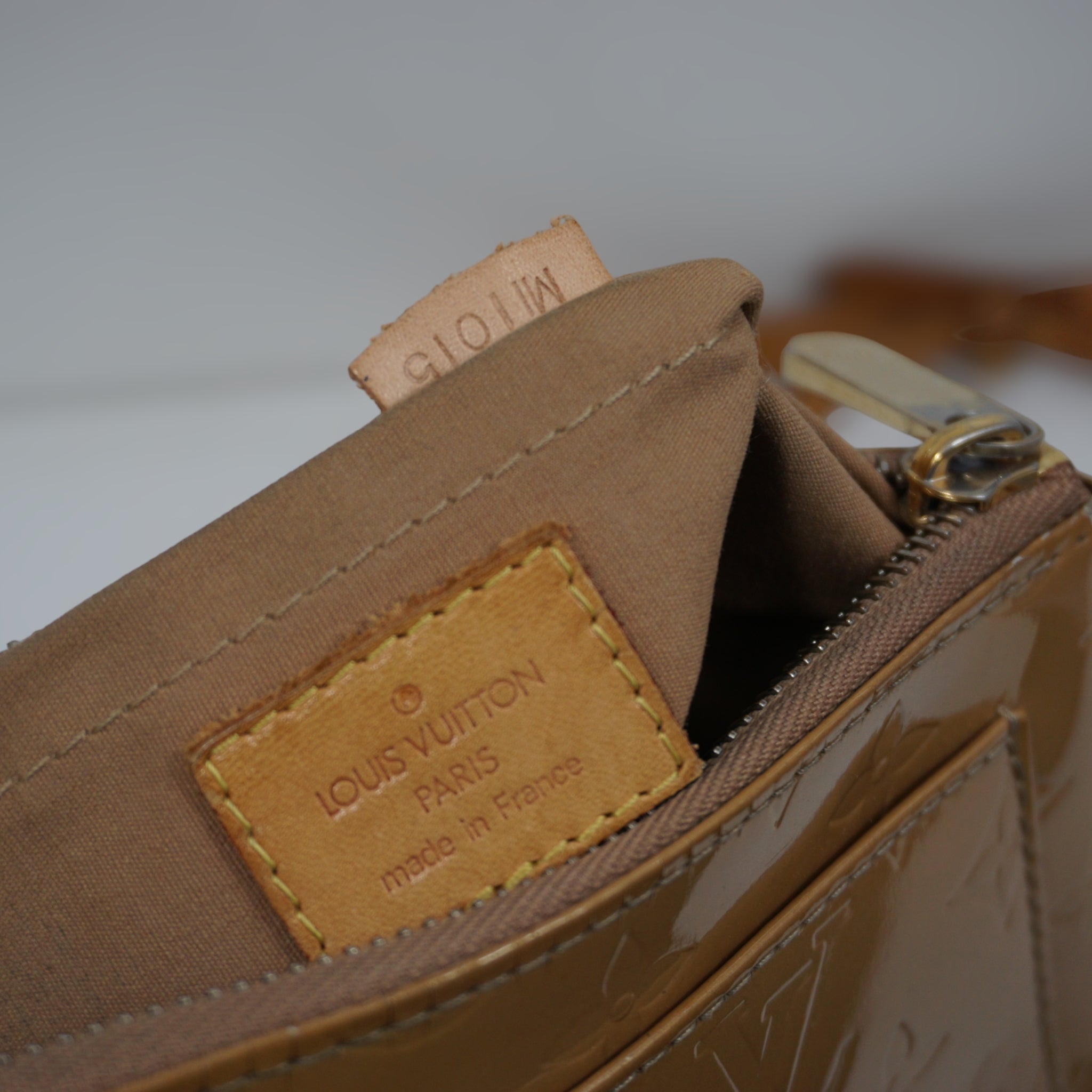 Louis Vuitton Vernis Crossbody