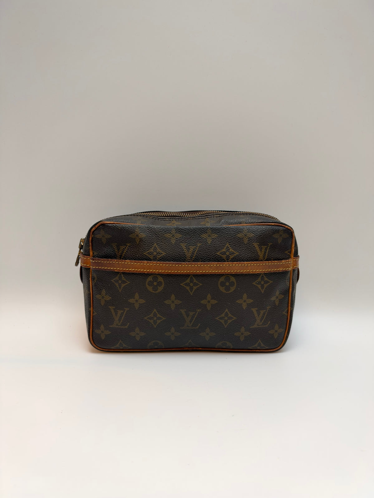 Louis Vuitton Clutch