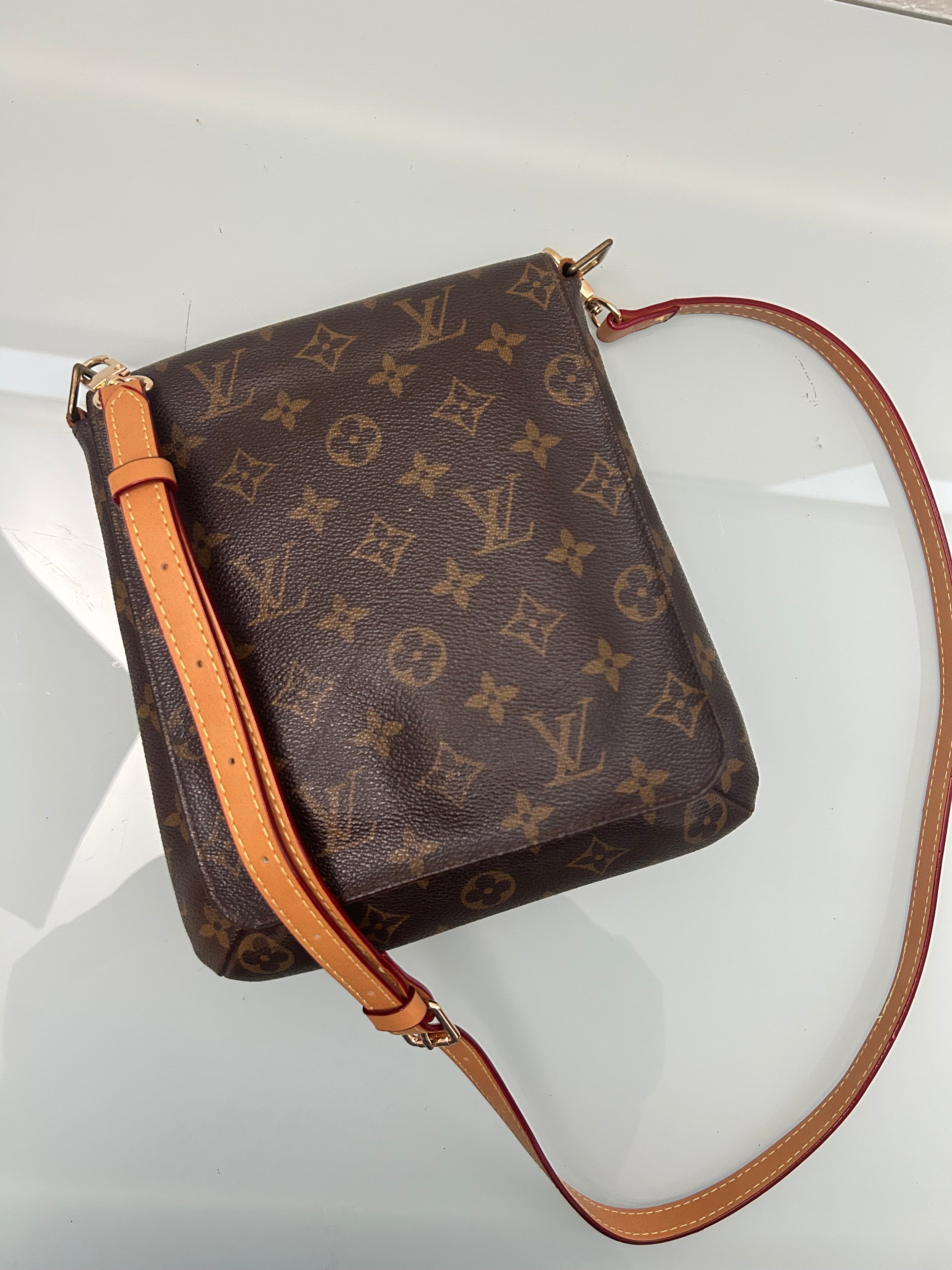 Louis Vuitton Crossbody