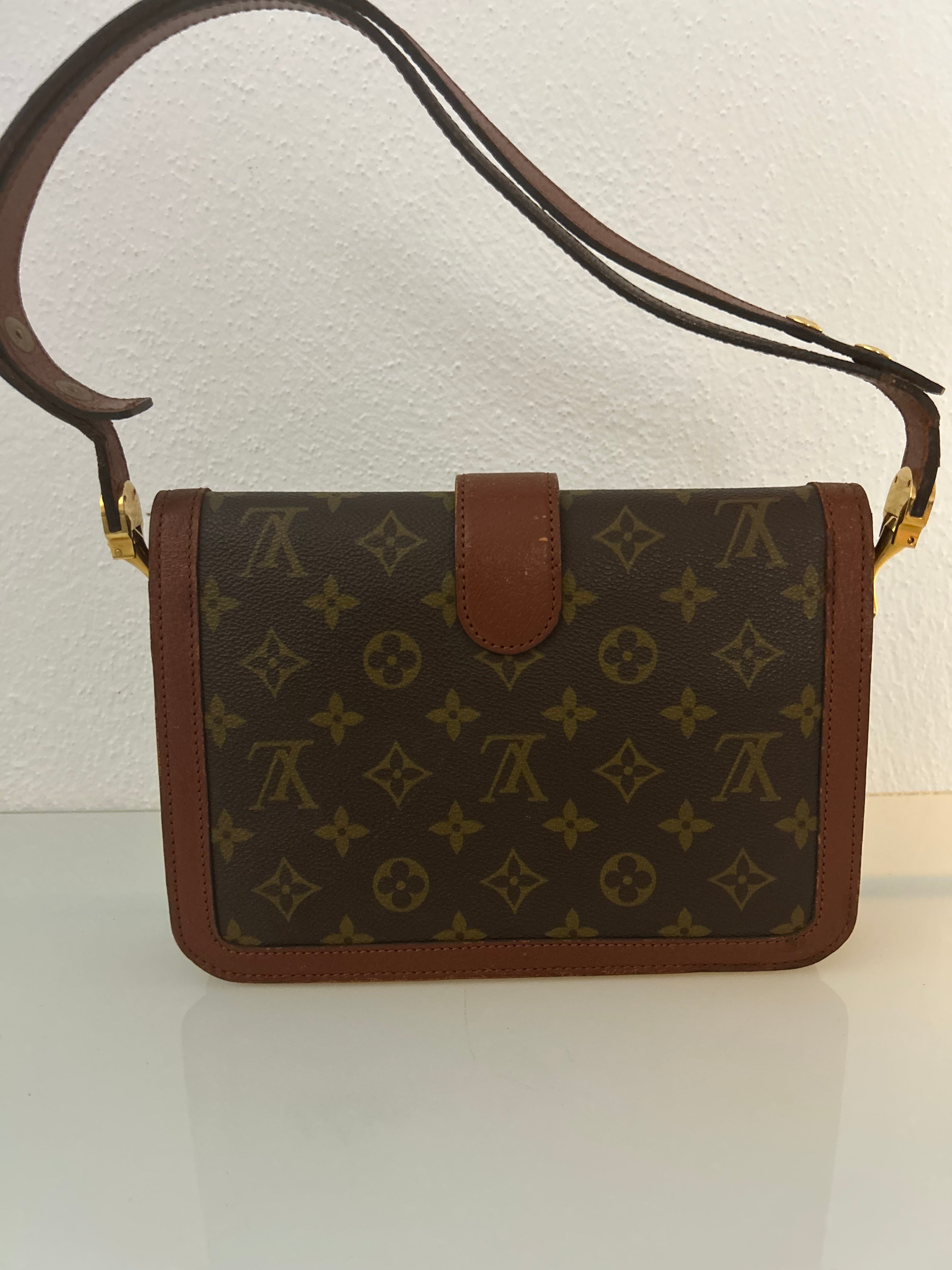 Louis Vuitton Dauphine