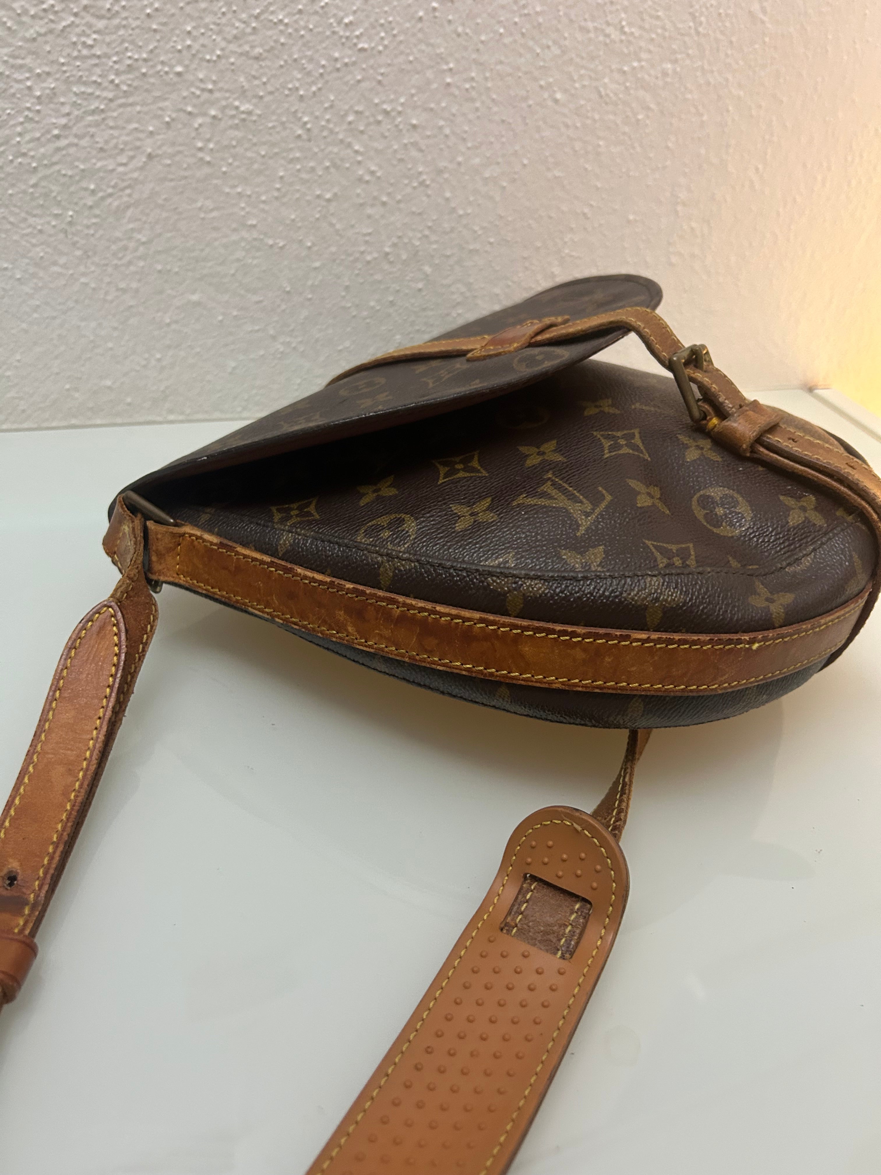 Louis Vuitton Chantilly