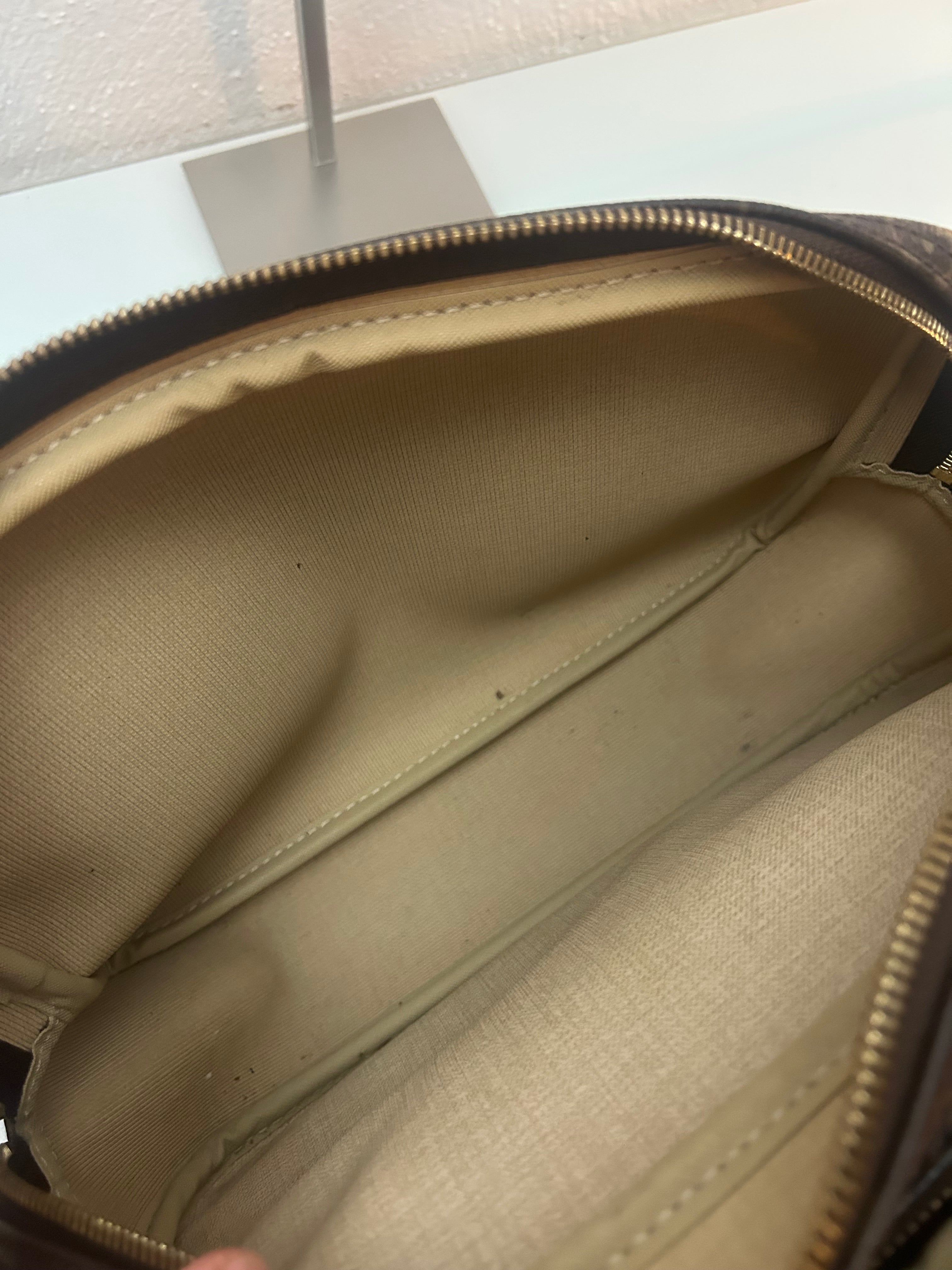 Louis Vuitton Reporter MM