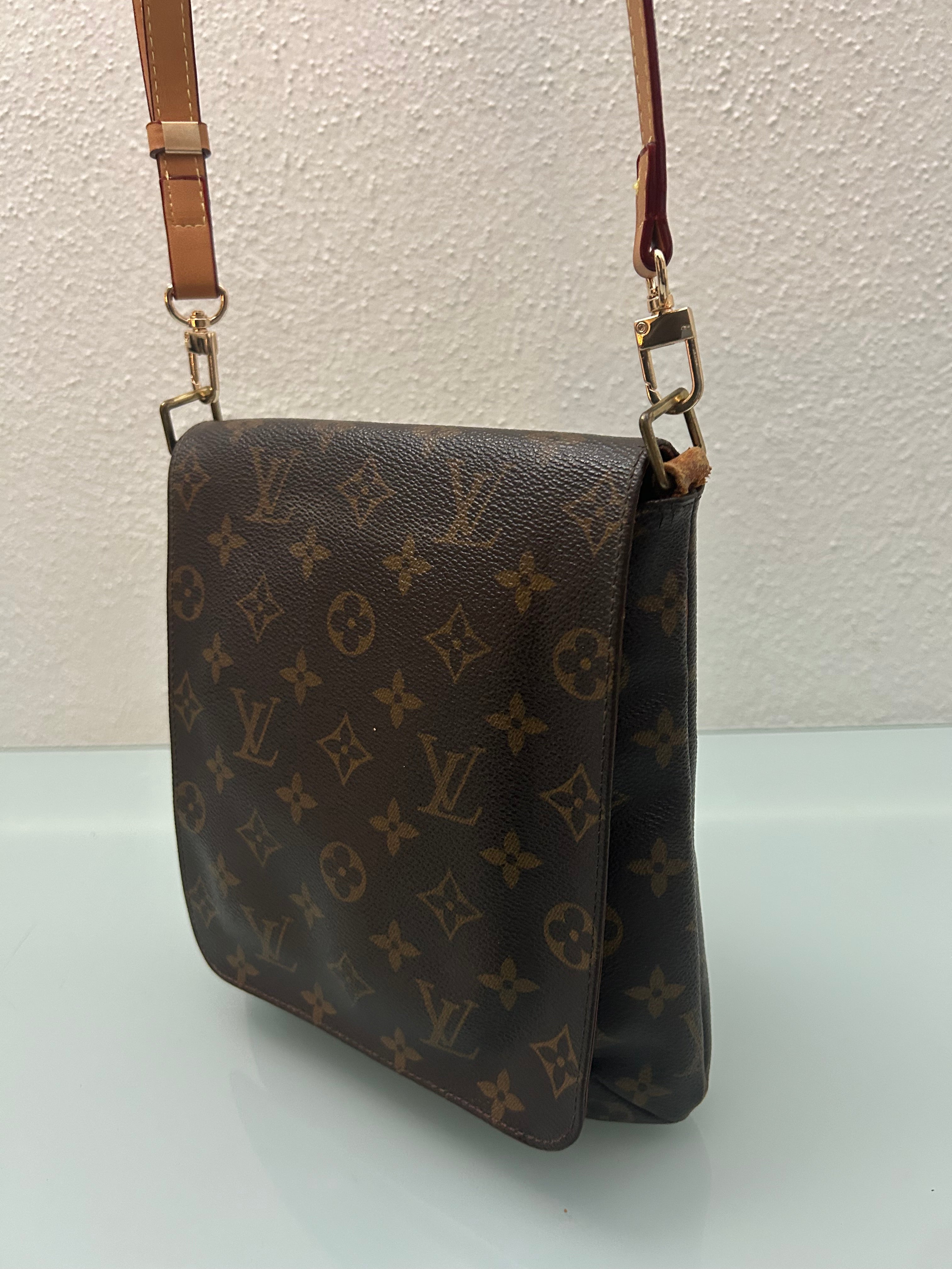 Louis Vuitton Crossbody