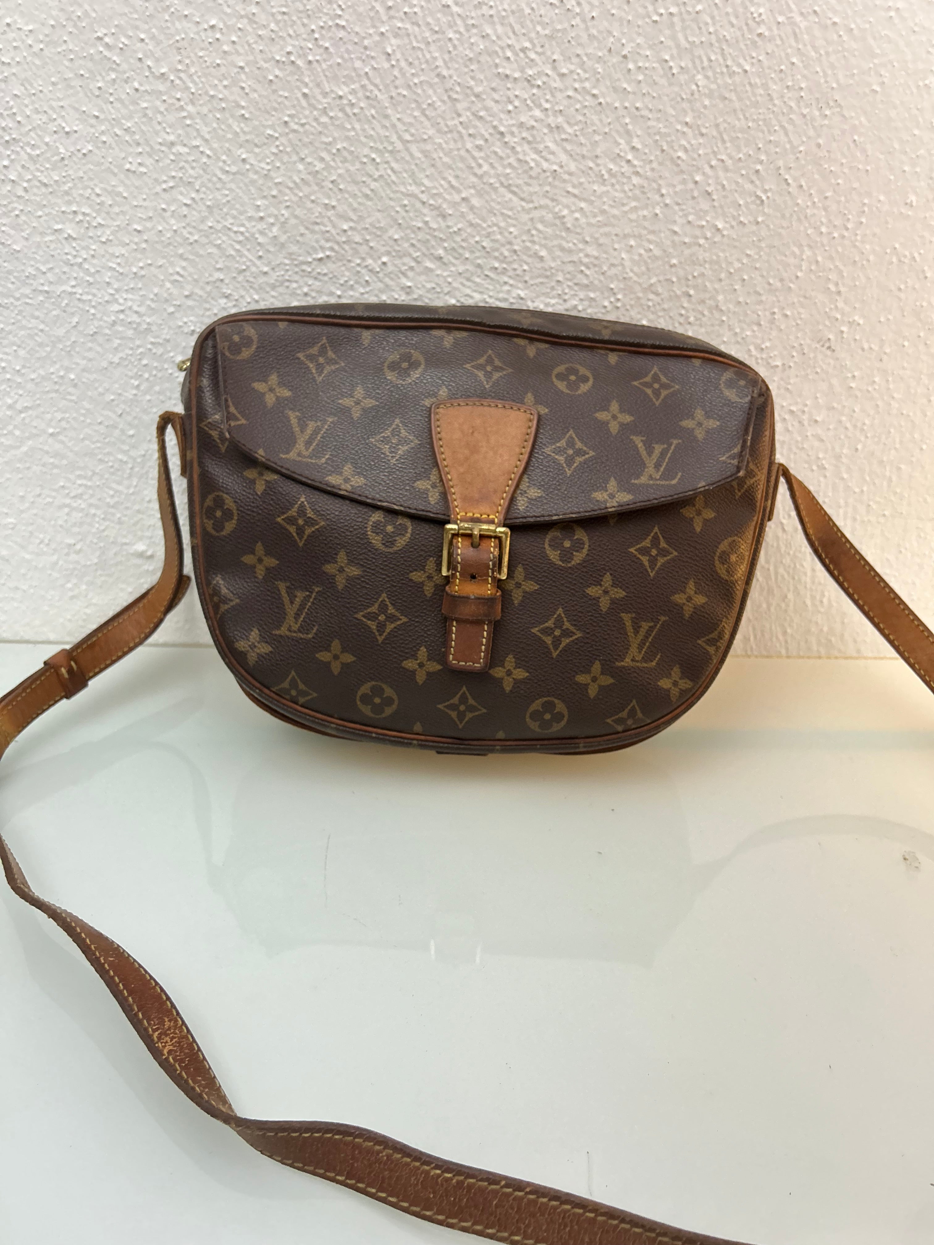 Louis Vuitton Jeune Fille