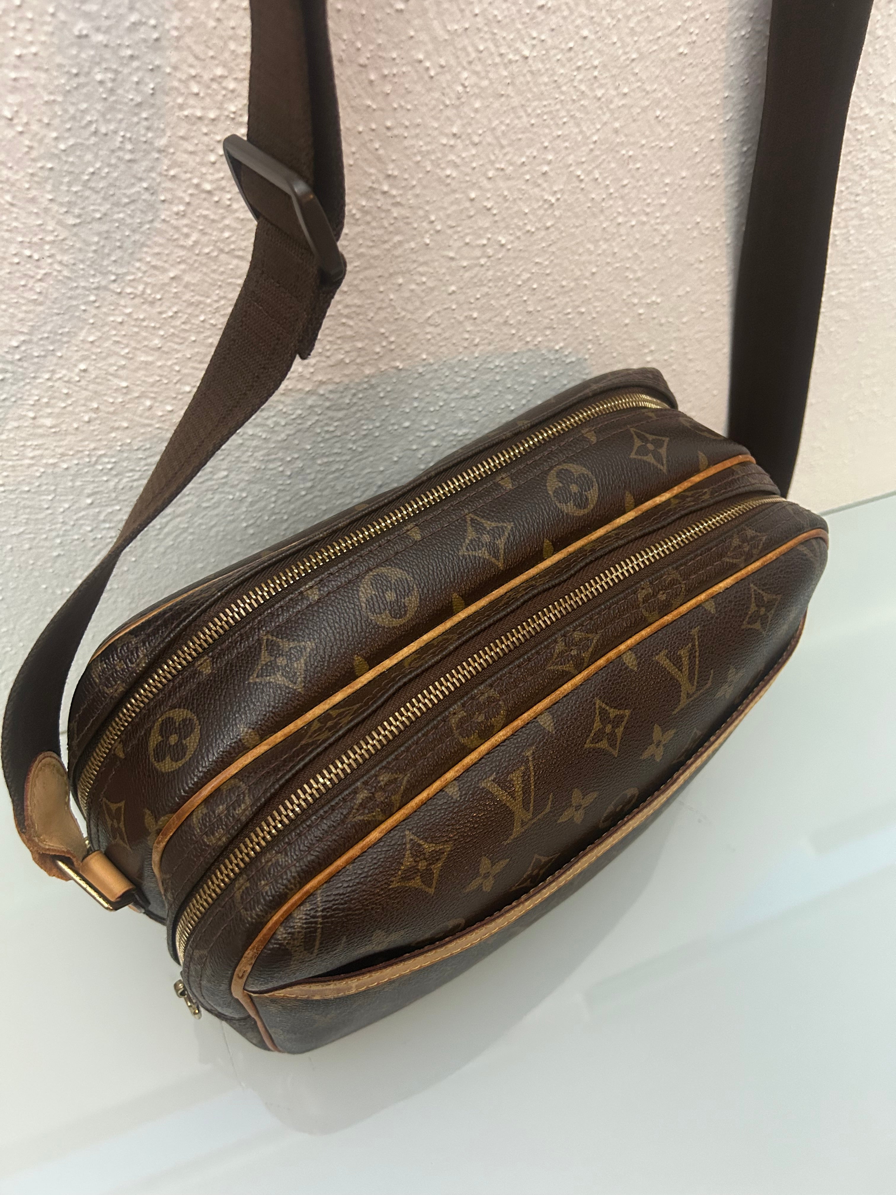 Louis Vuitton Reporter MM