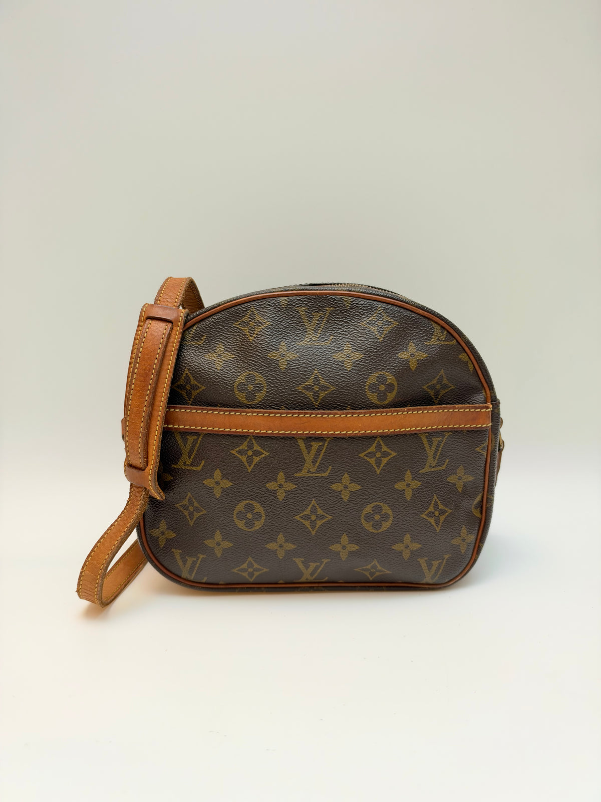 Louis Vuitton Senlis