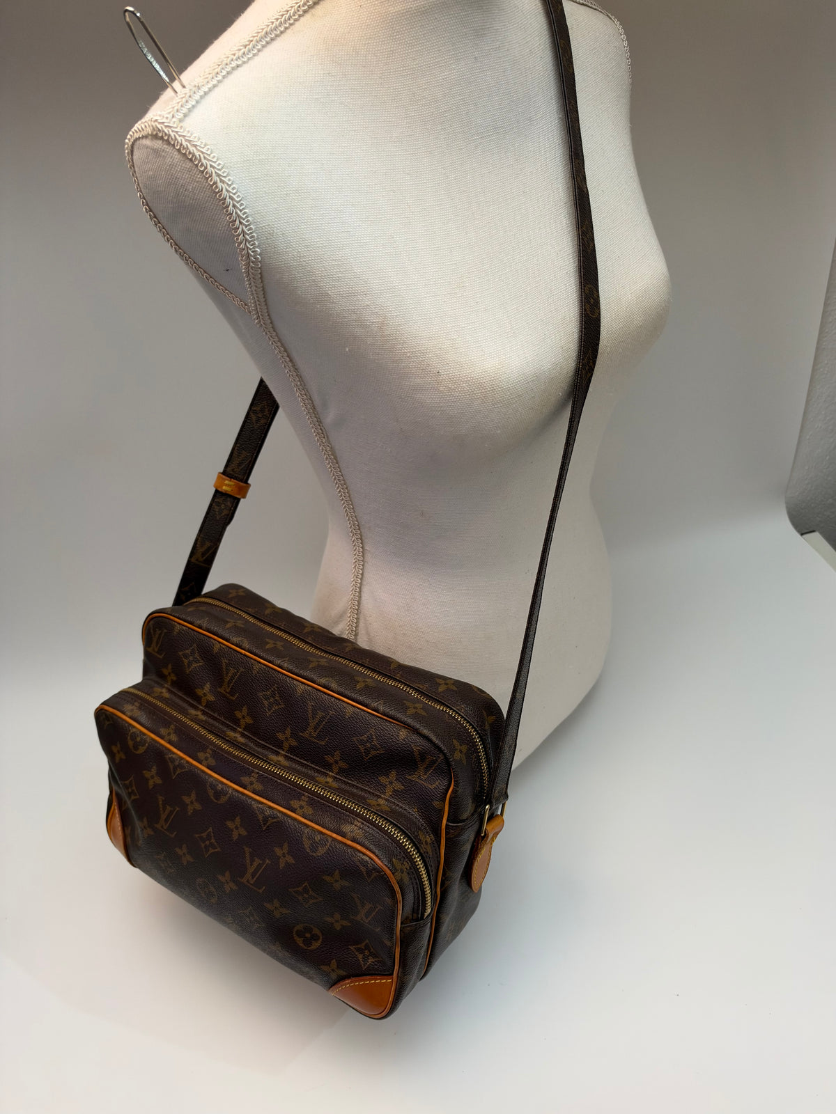 Louis Vuitton Nile