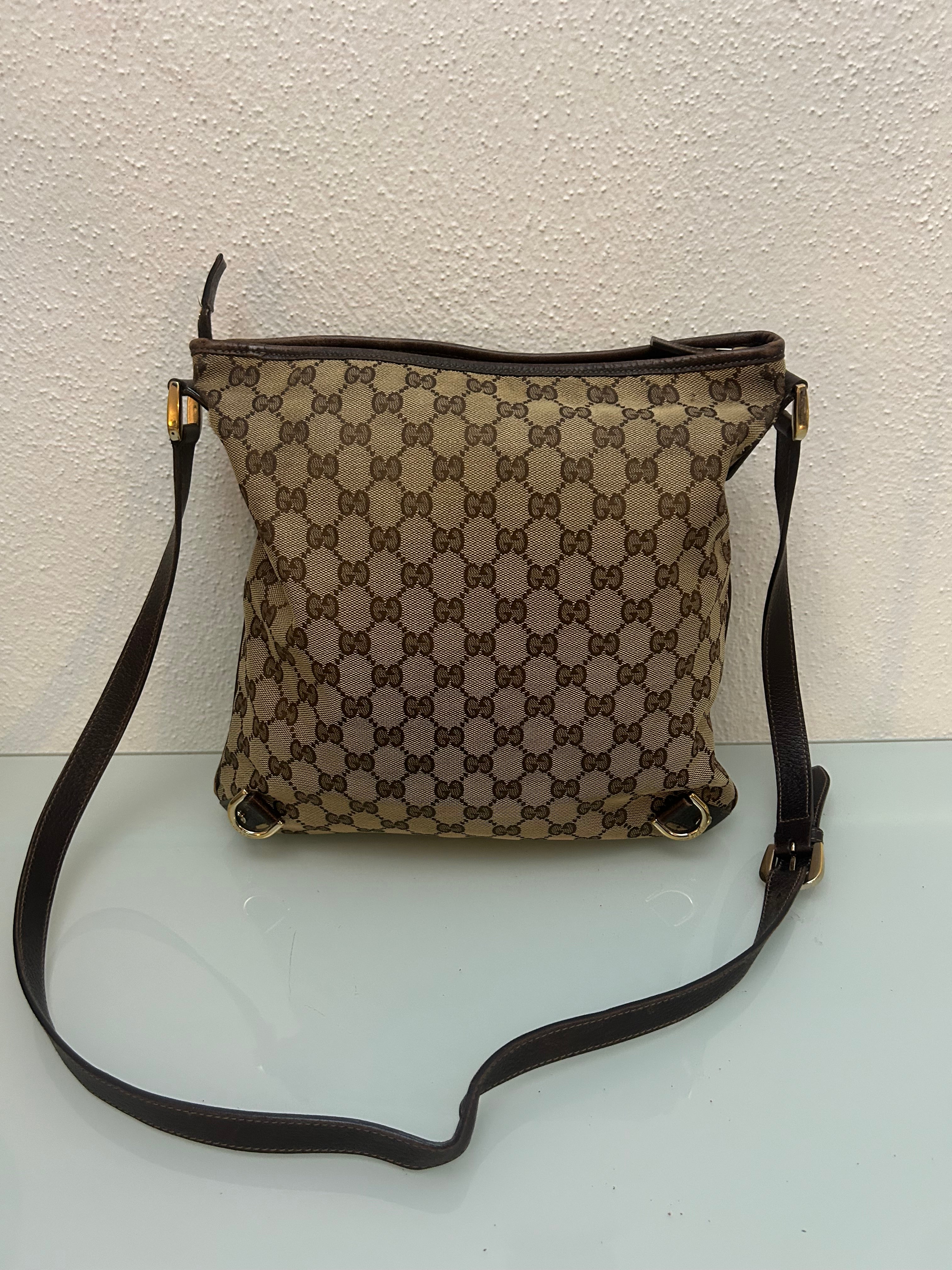 Gucci Messenger