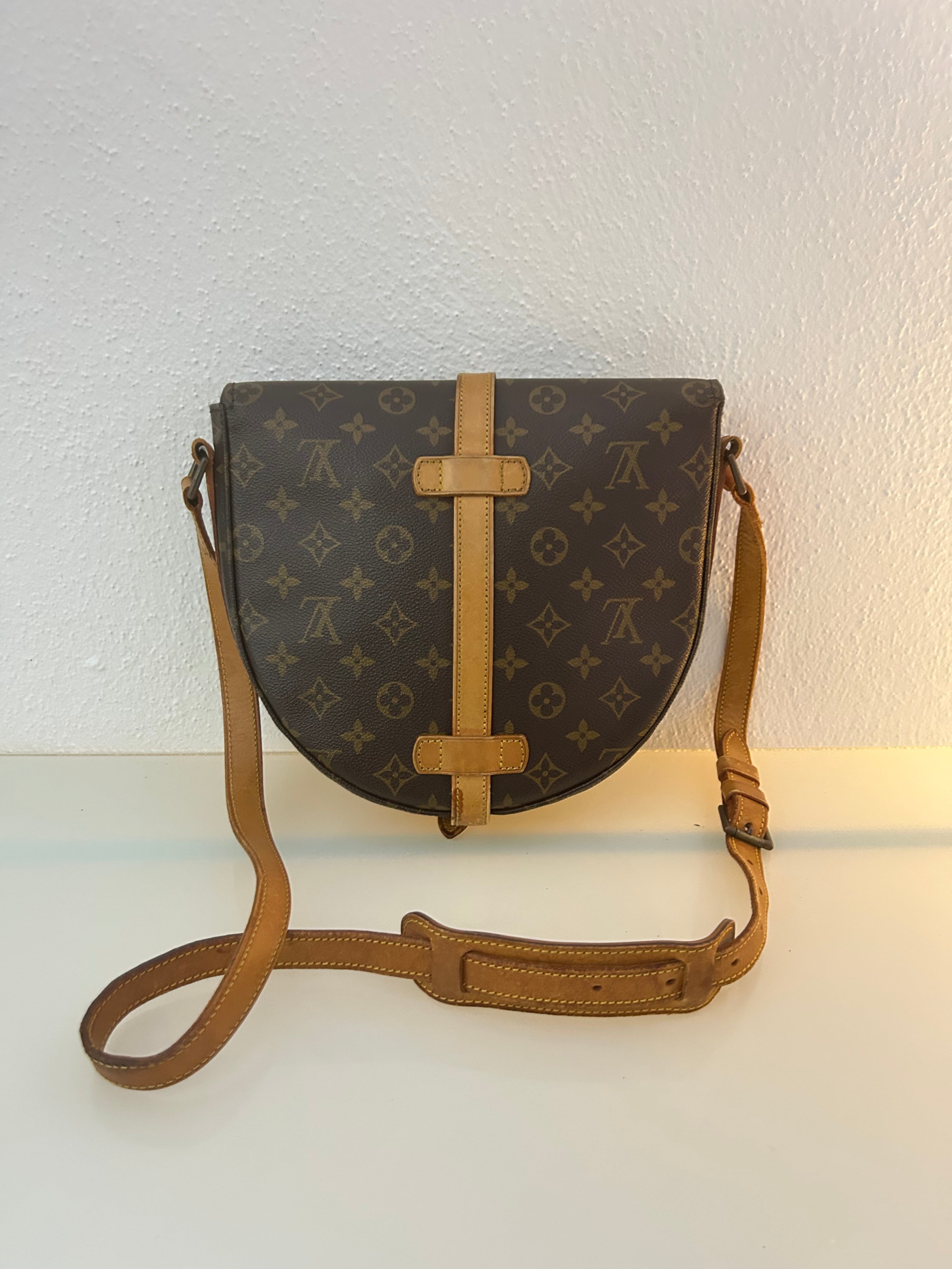 Louis Vuitton Chantilly