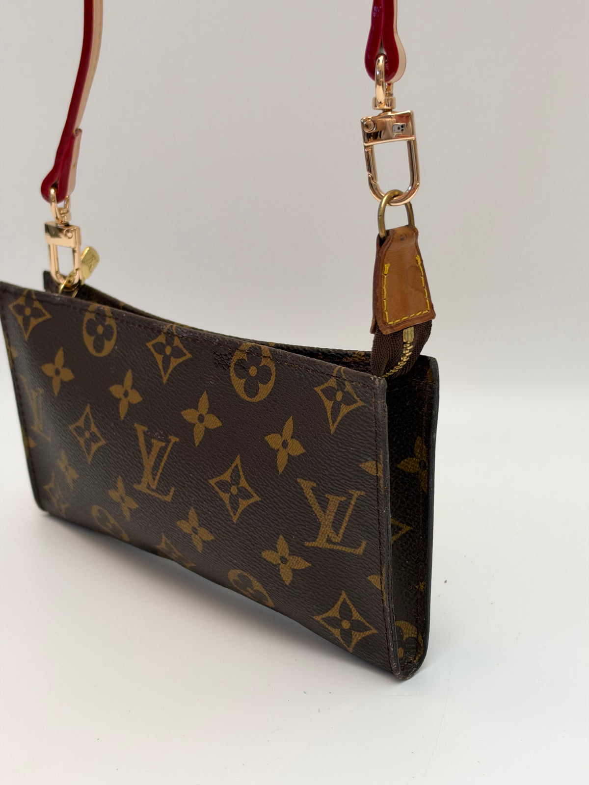 Louis Vuitton Pochette