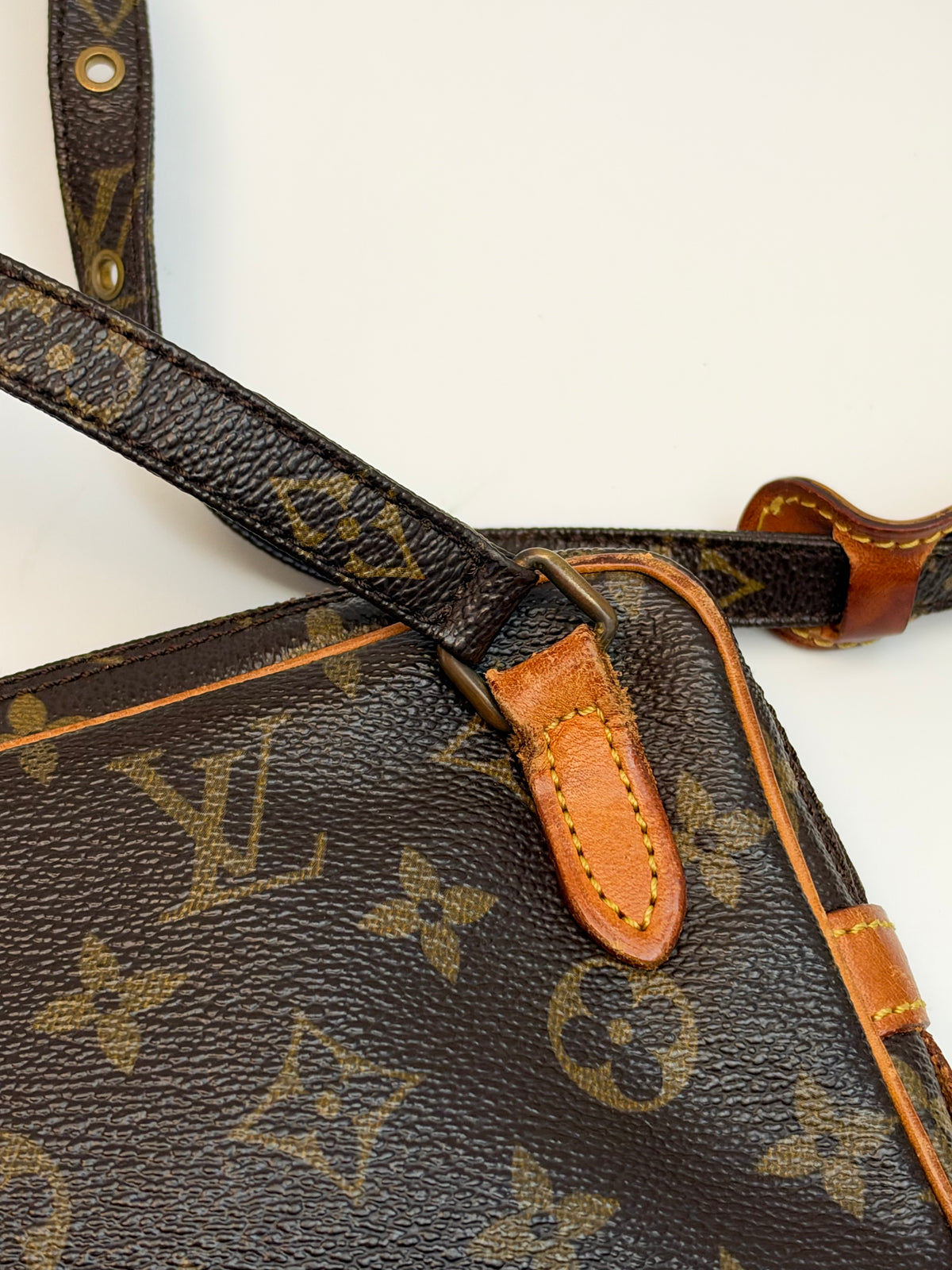 Louis Vuitton Pochette Marly Bandoulière