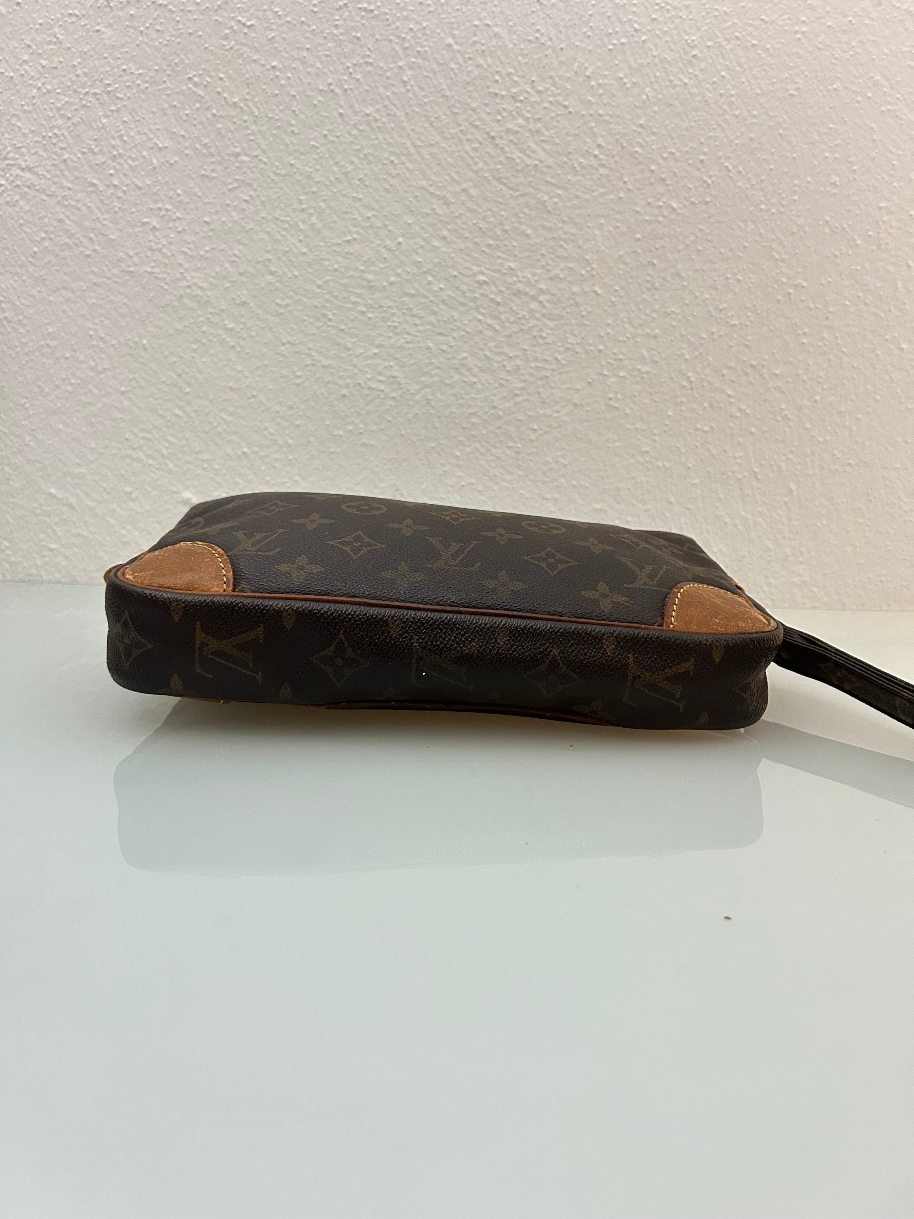 Louis Vuitton Clutch