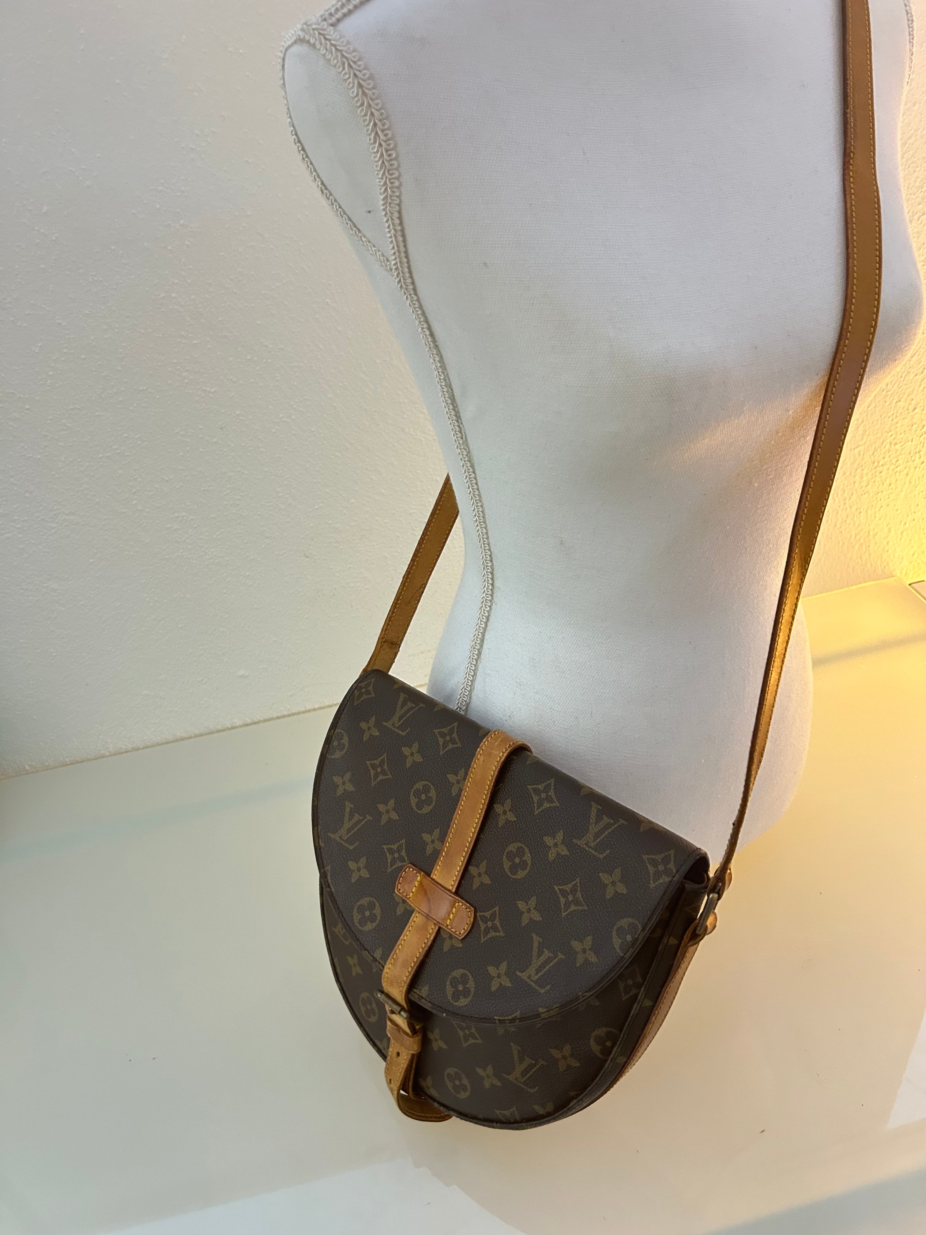 Louis Vuitton Chantilly
