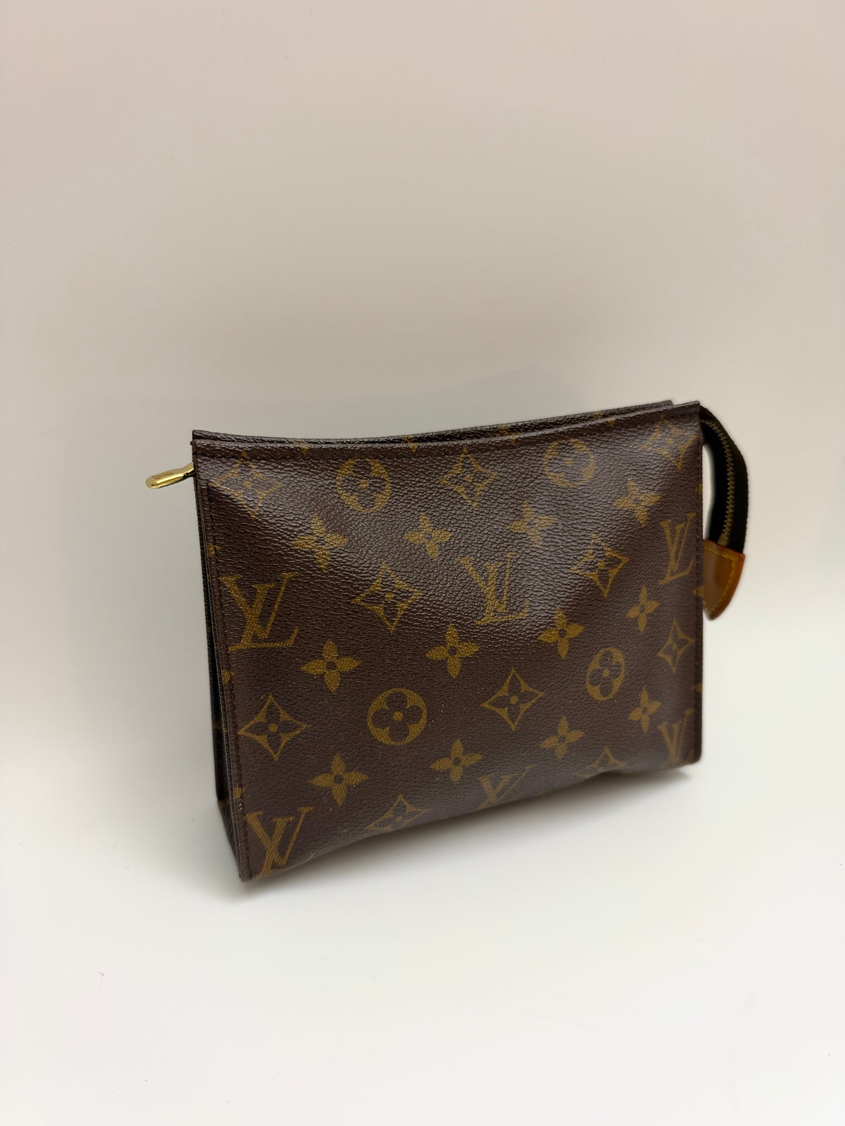 Louis Vuitton Clutch
