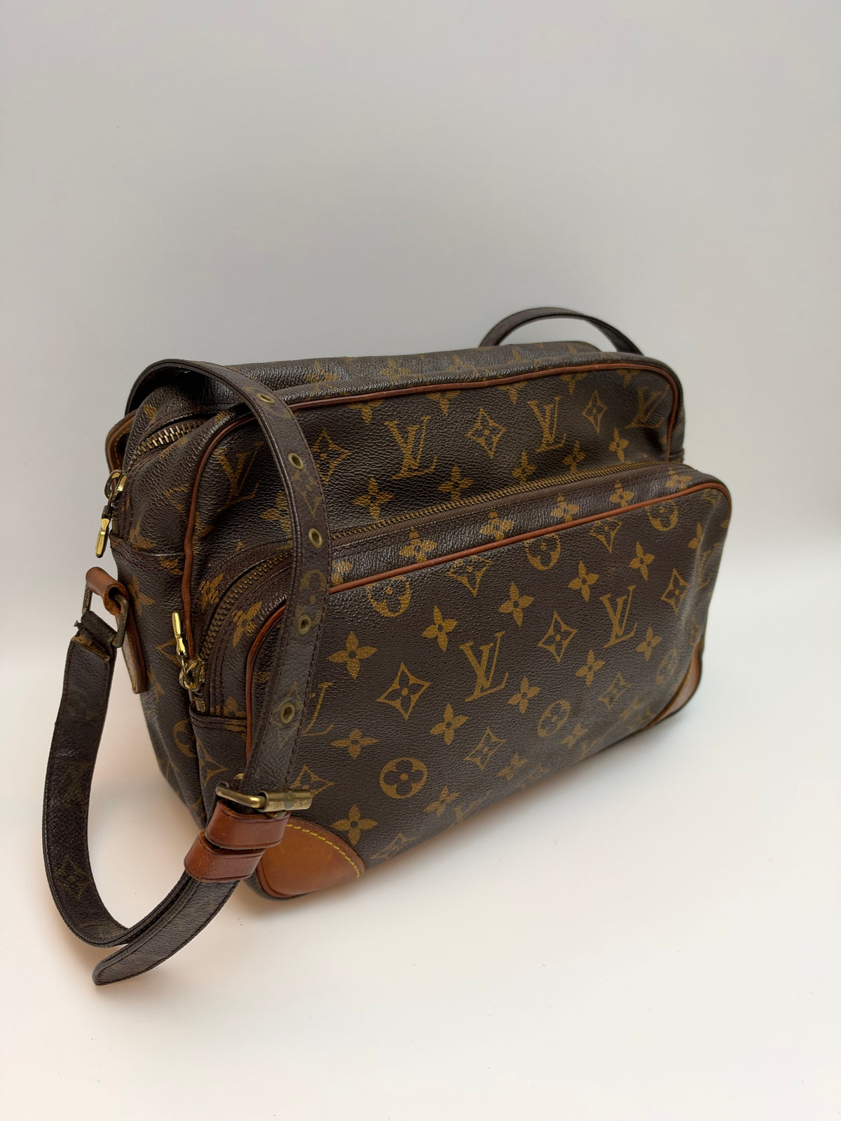 Louis Vuitton Nile