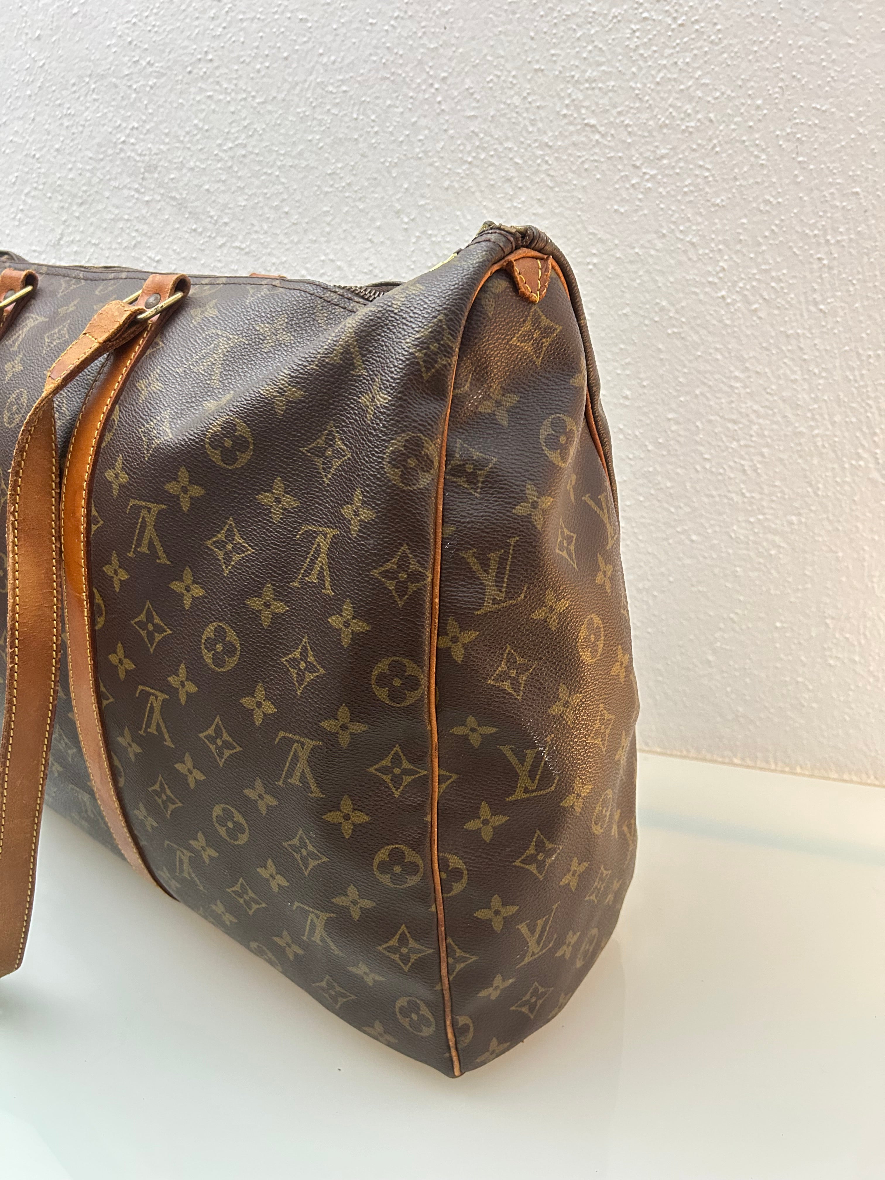 Louis Vuitton Shoulder bag