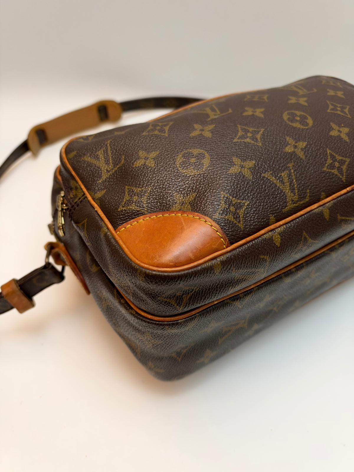 Louis Vuitton Nile
