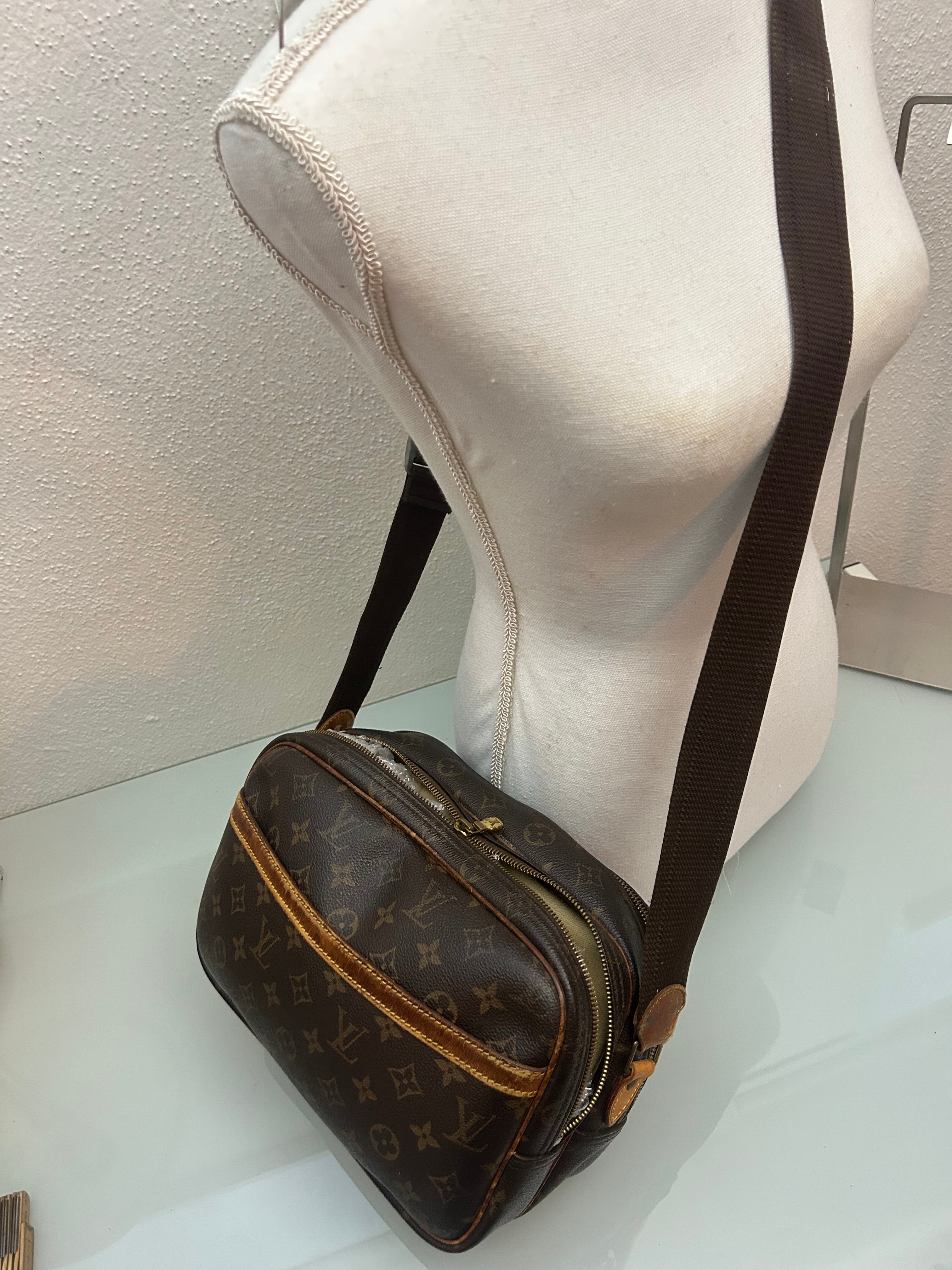Louis Vuitton Reporter