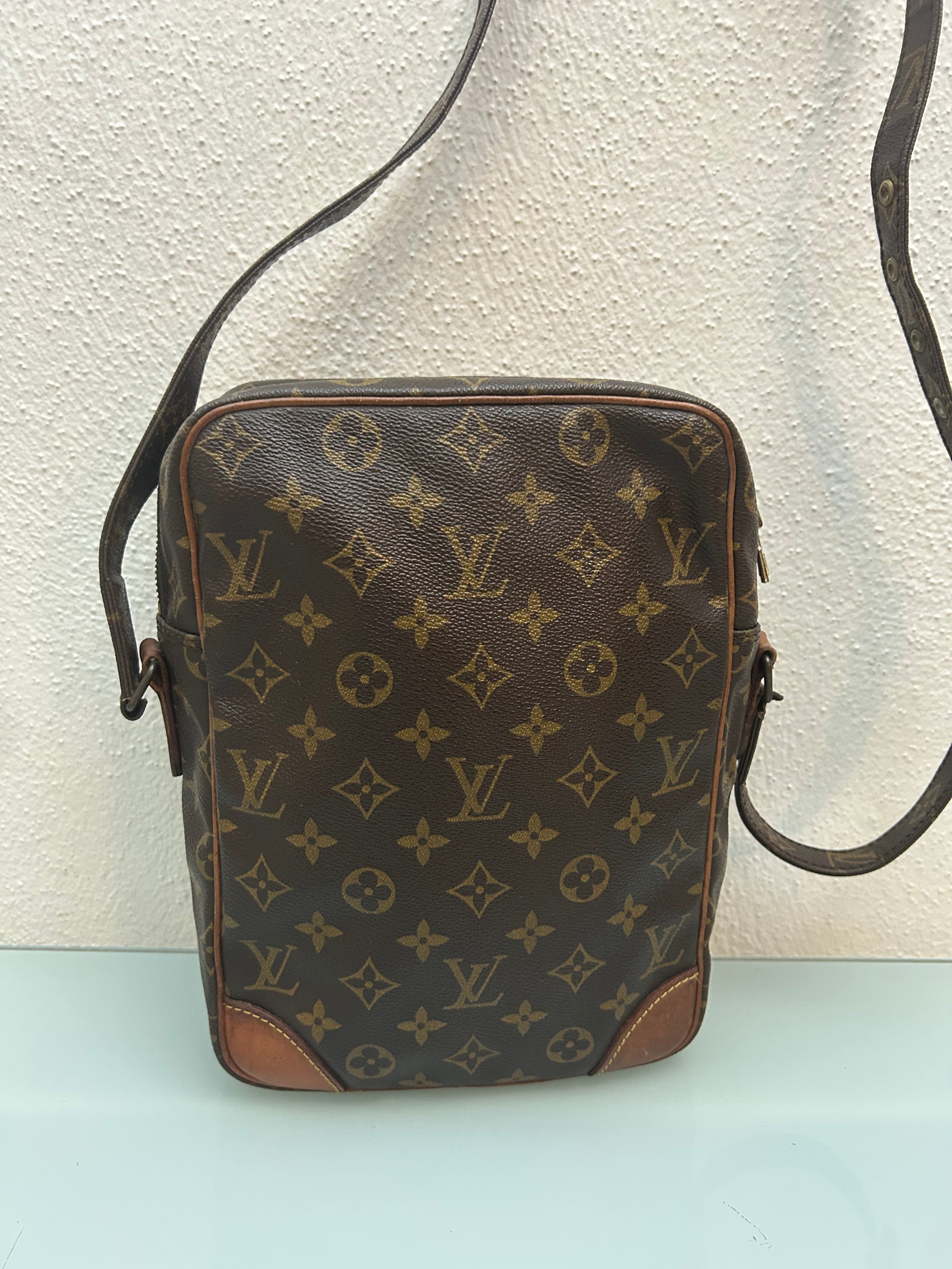 Louis Vuitton Danube GM