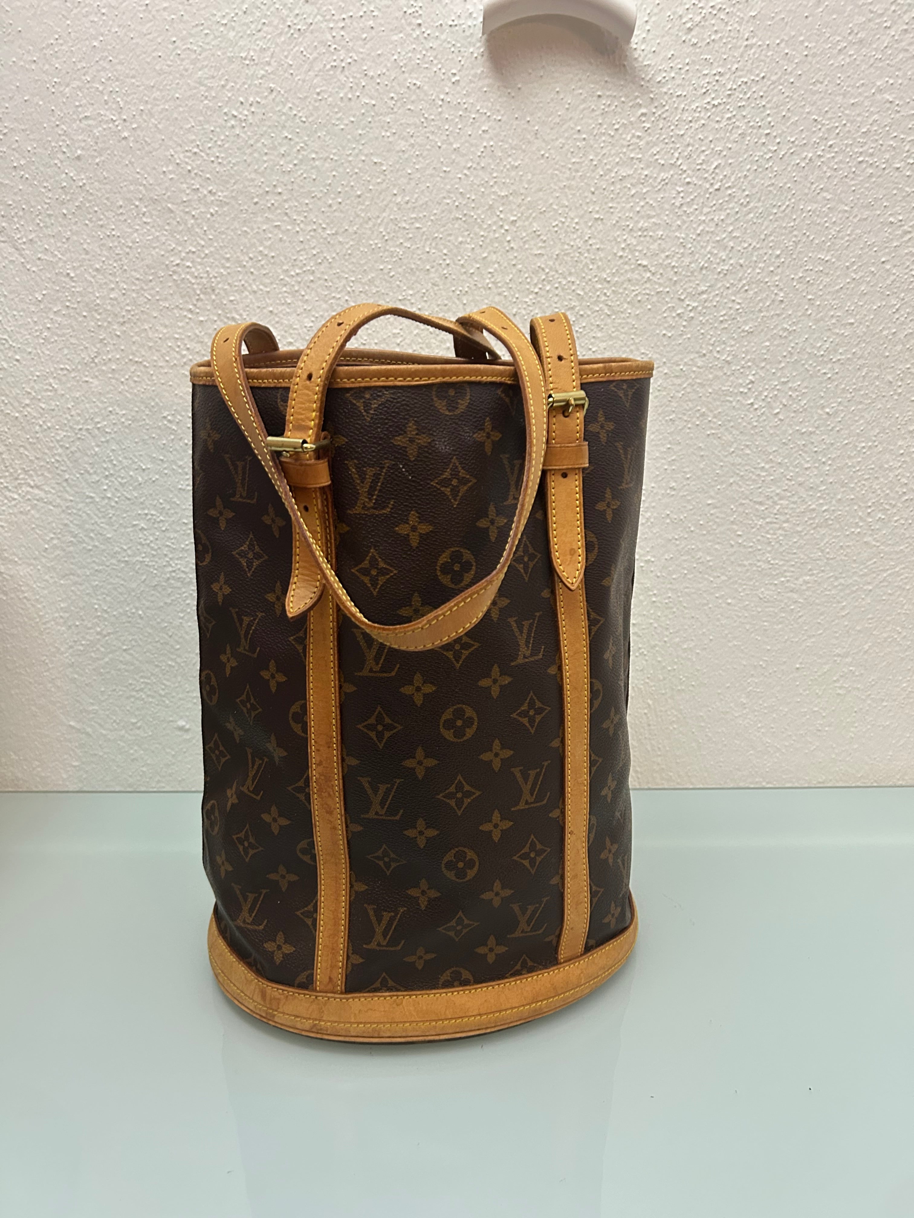 Louis Vuitton Marais Bucket