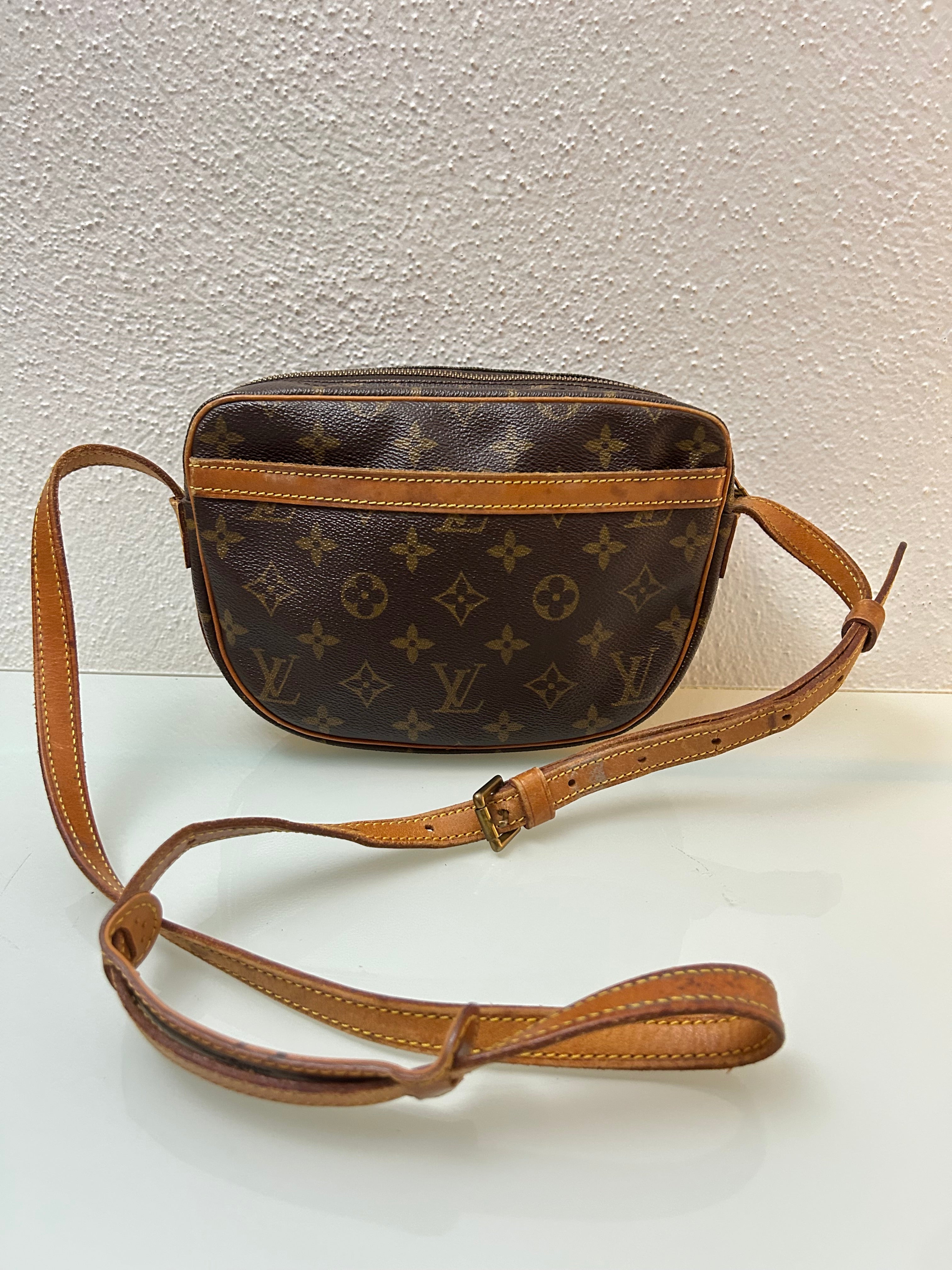 Louis Vuitton Jeune Fille PM