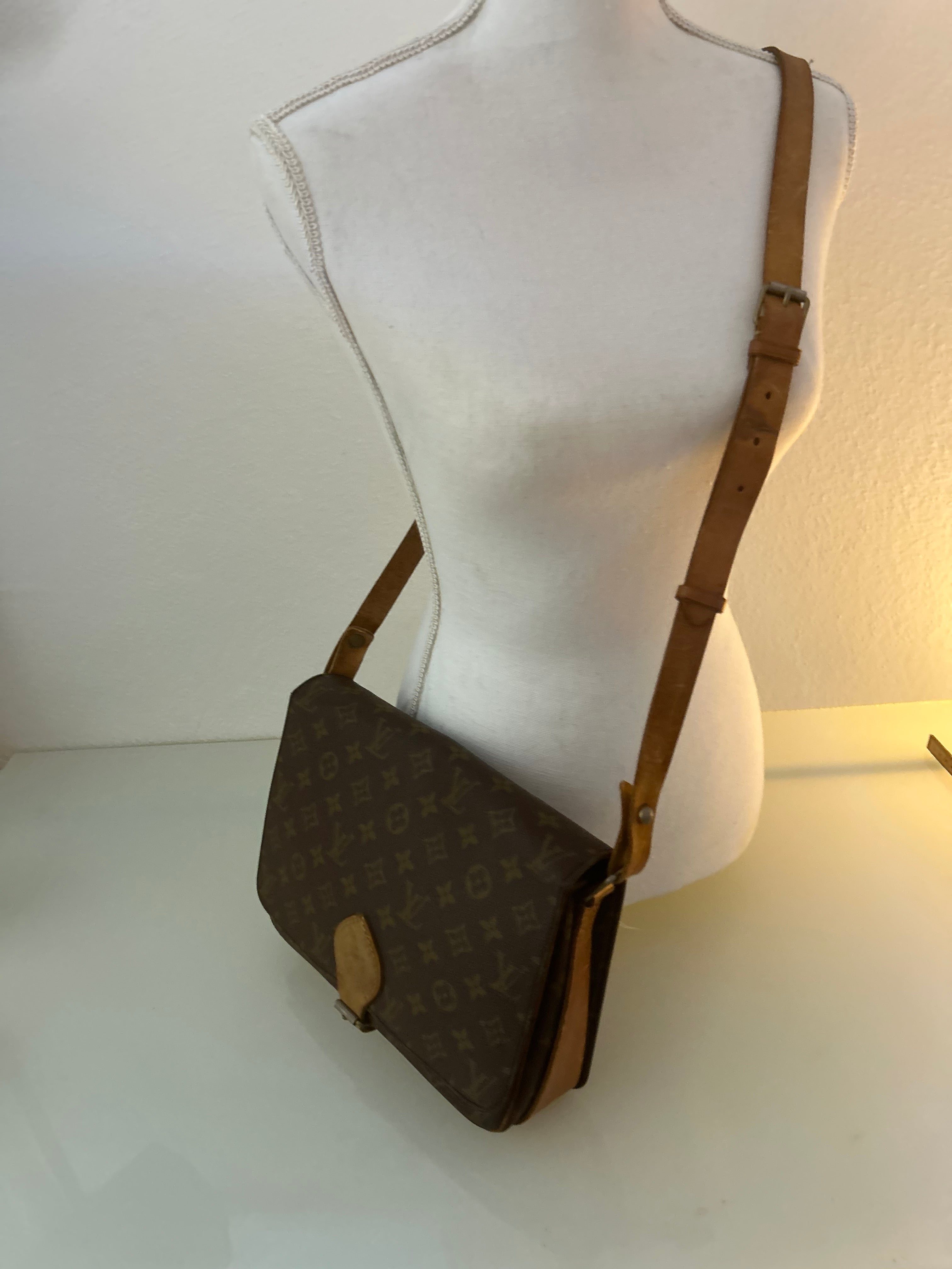 Louis Vuitton Cartouchiere