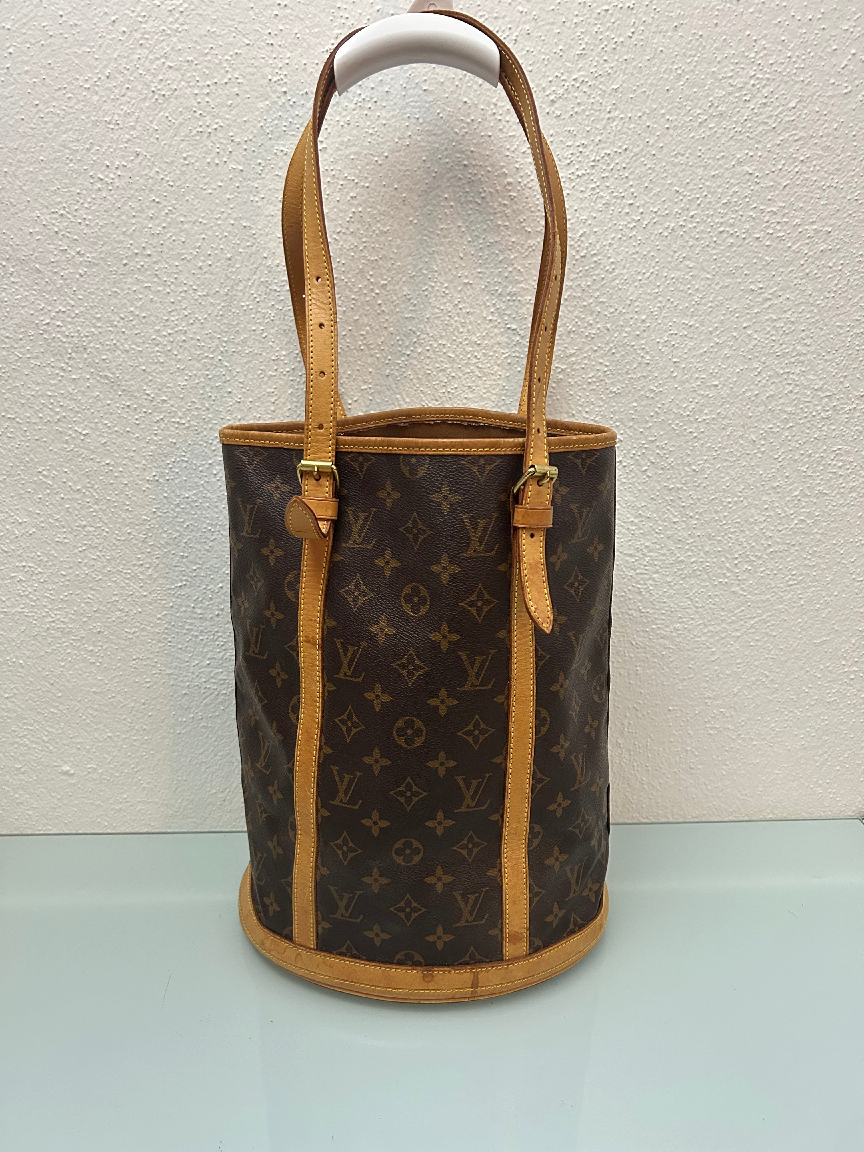 Louis Vuitton Marais Bucket