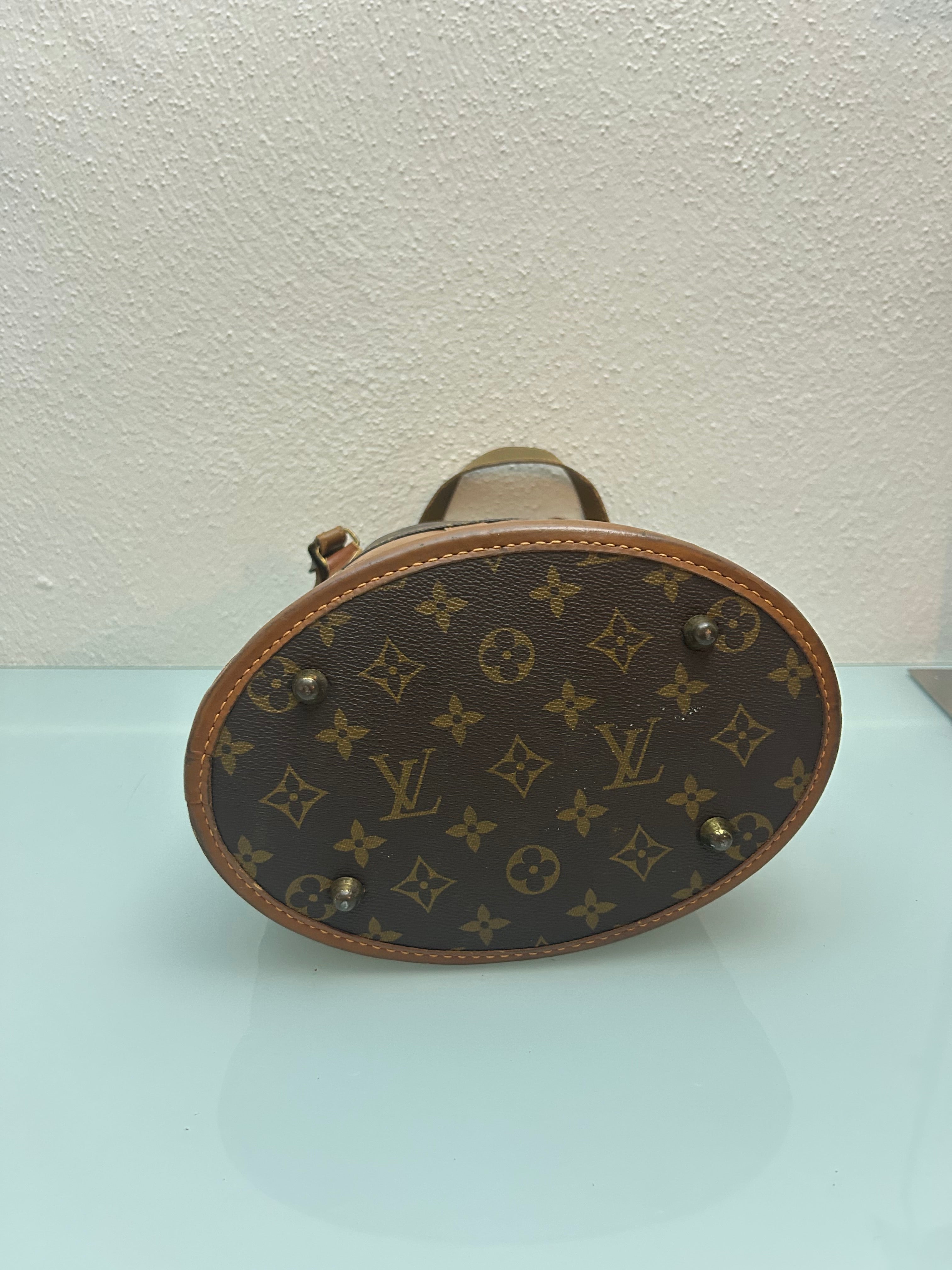 Louis Vuitton Marais Bucket