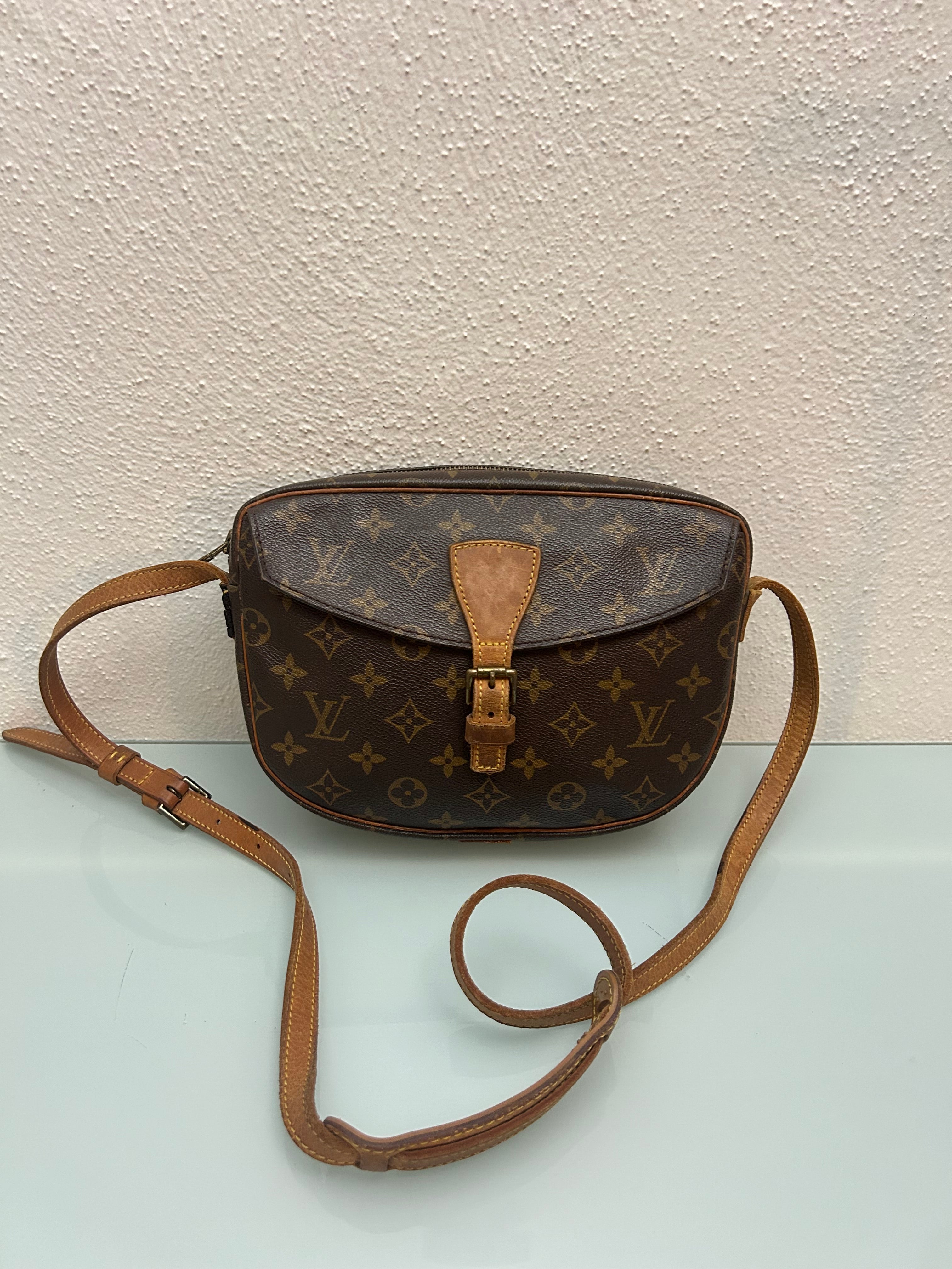 Louis Vuitton Jeune Fille